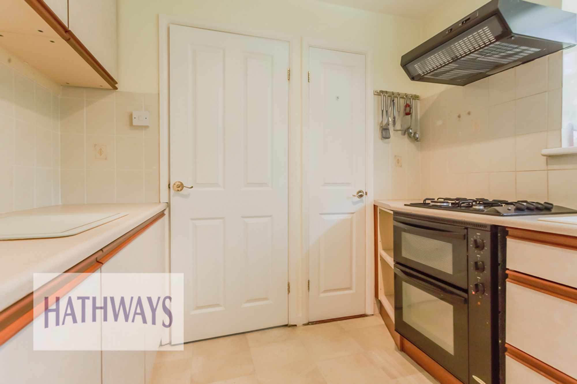 2 bed flat for sale in Croesyceiliog, Cwmbran 5