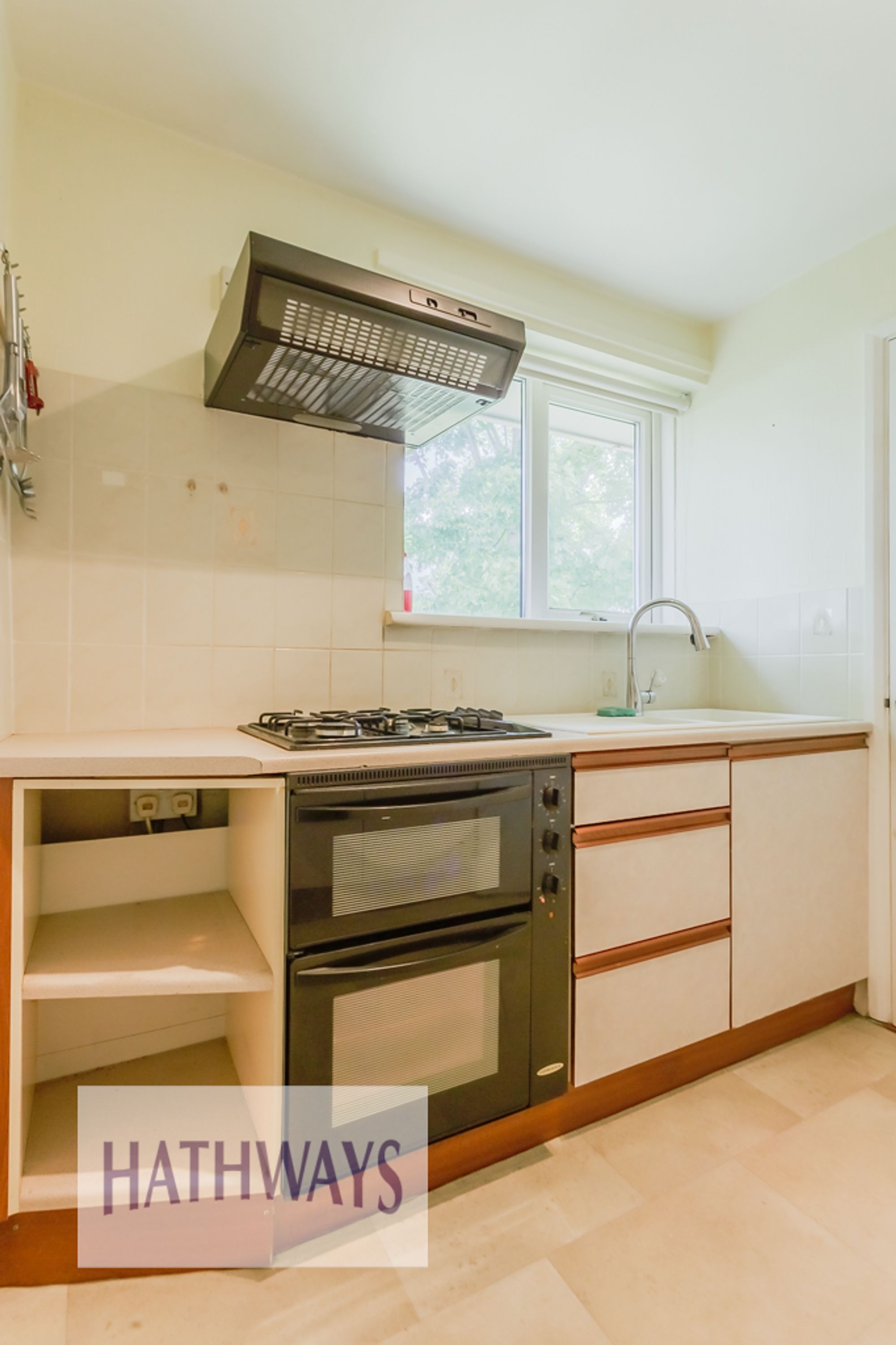 2 bed flat for sale in Croesyceiliog, Cwmbran 4