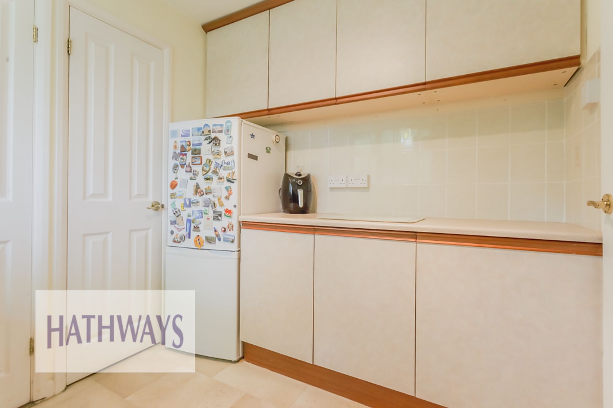 2 bed flat for sale in Croesyceiliog, Cwmbran 6