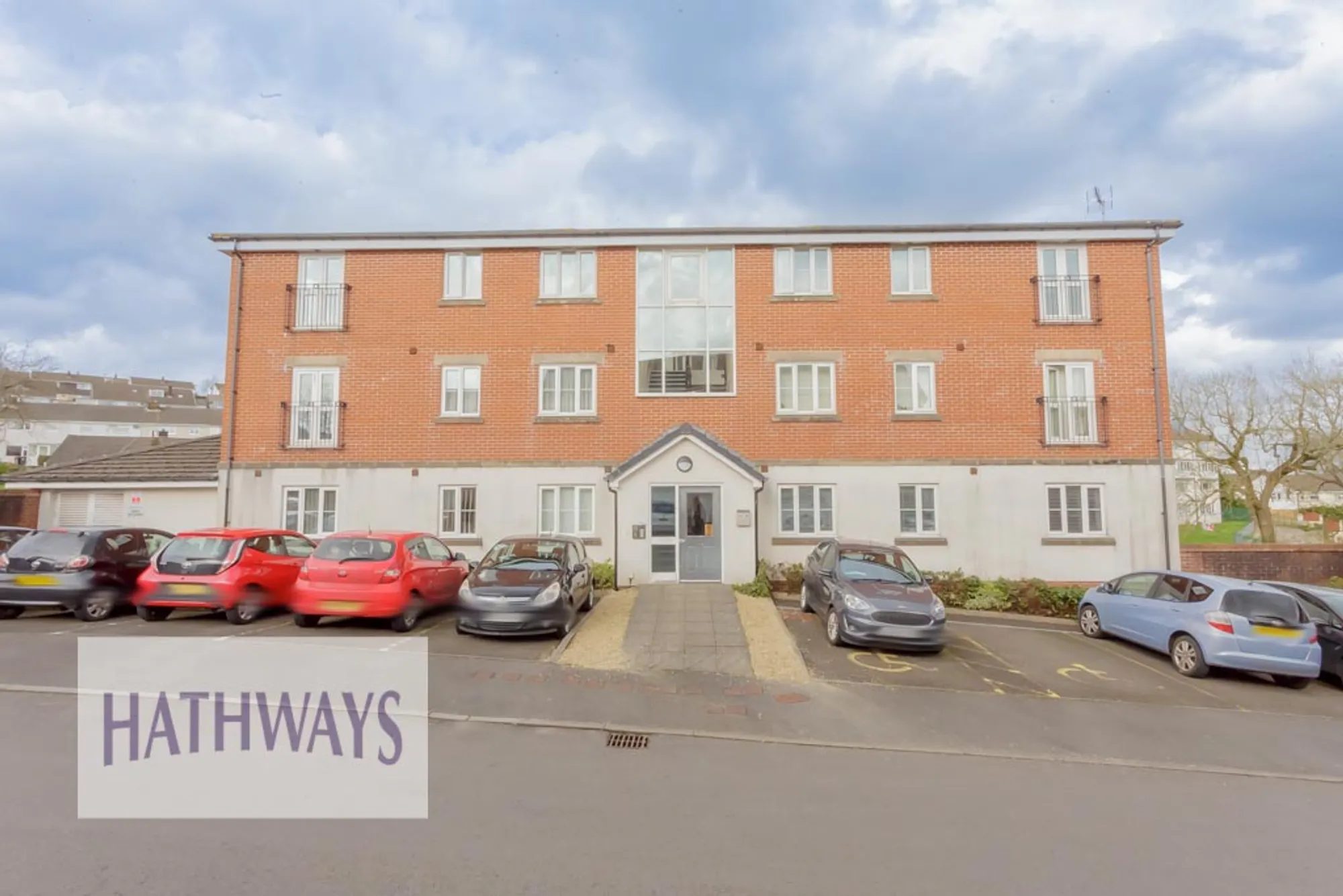 2 bed flat for sale in Flavius Close, Newport  - Property Image 1