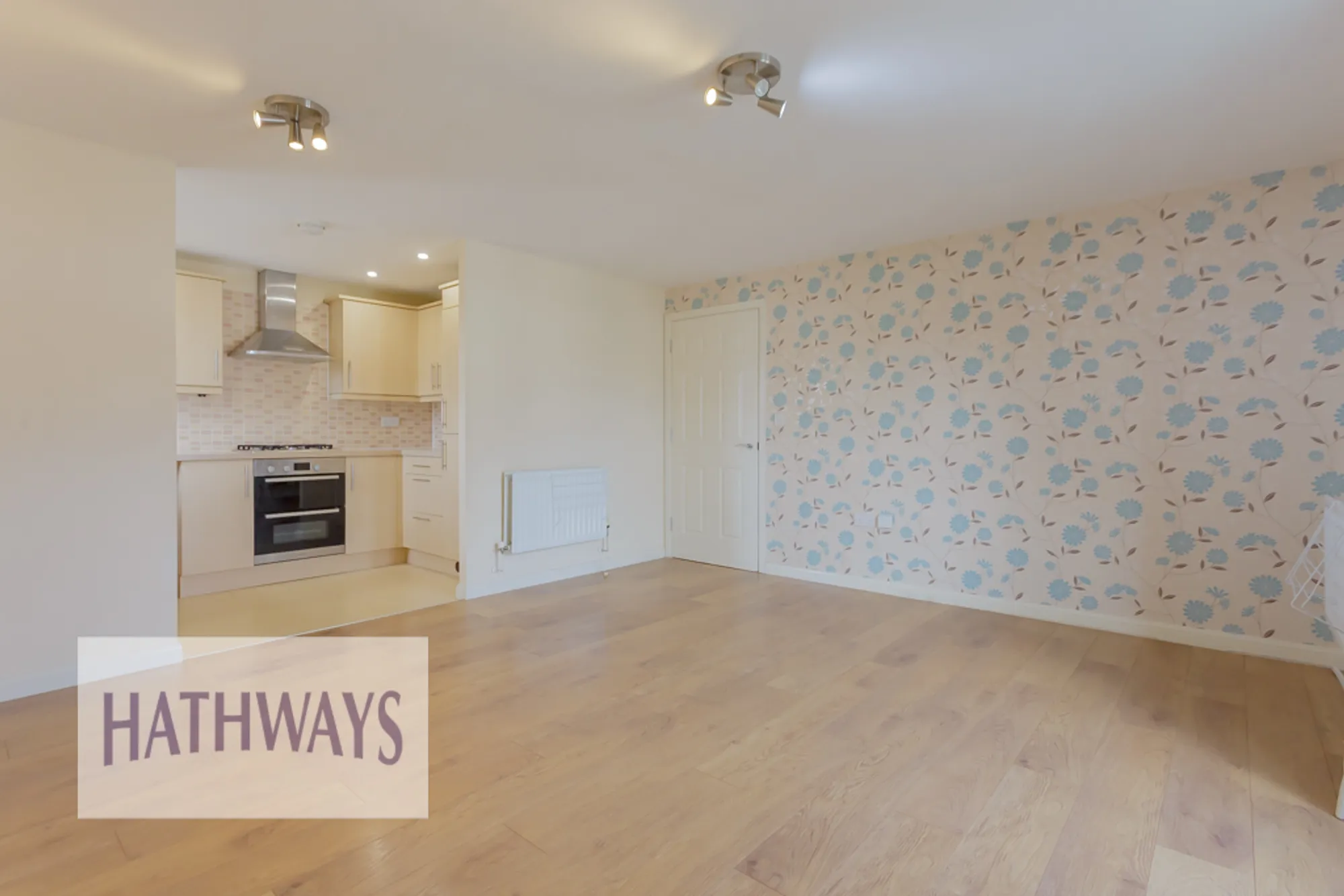 2 bed flat for sale in Flavius Close, Newport  - Property Image 7