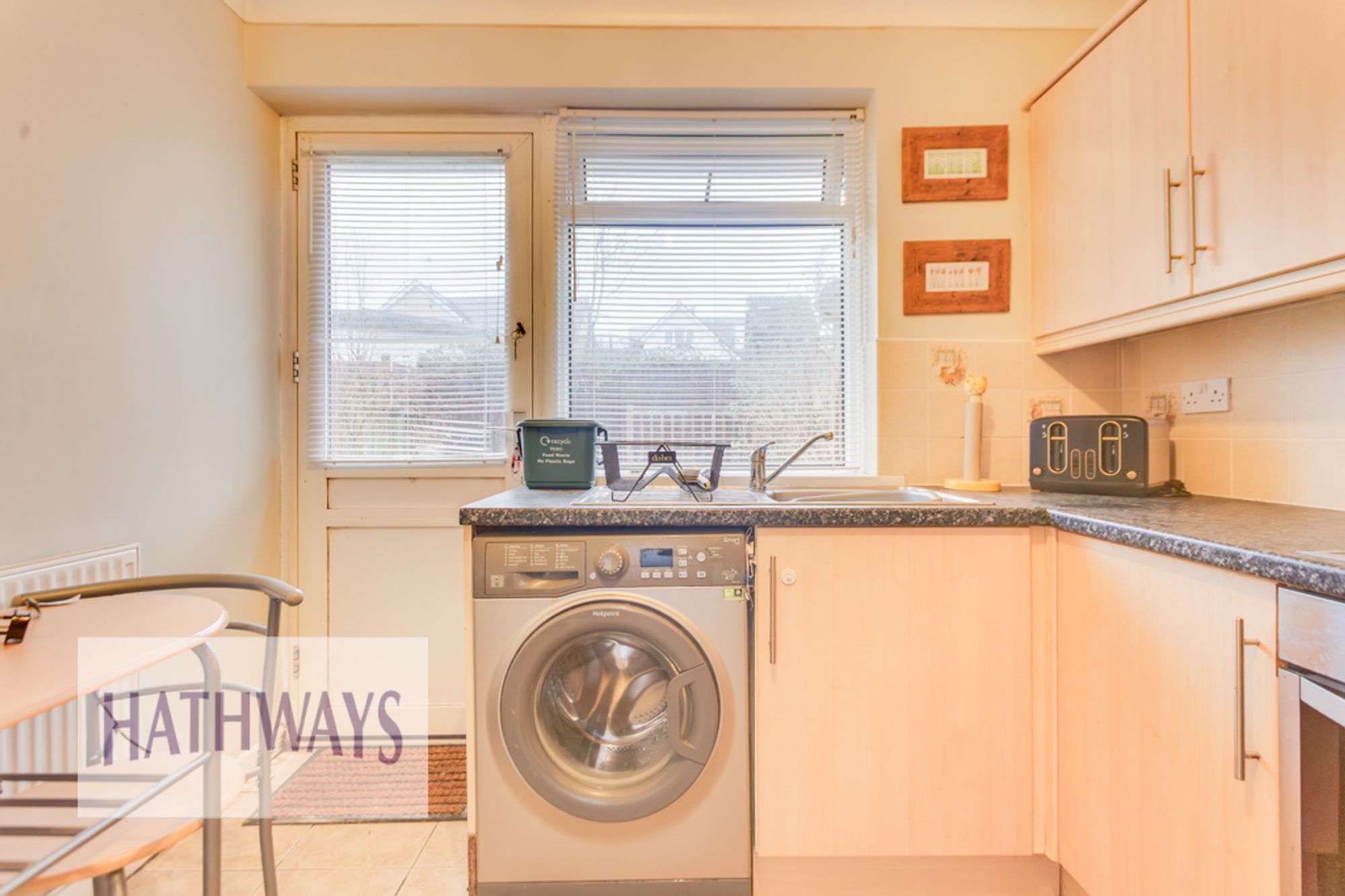 2 bed to rent in Cae Rhedyn, Cwmbran 8