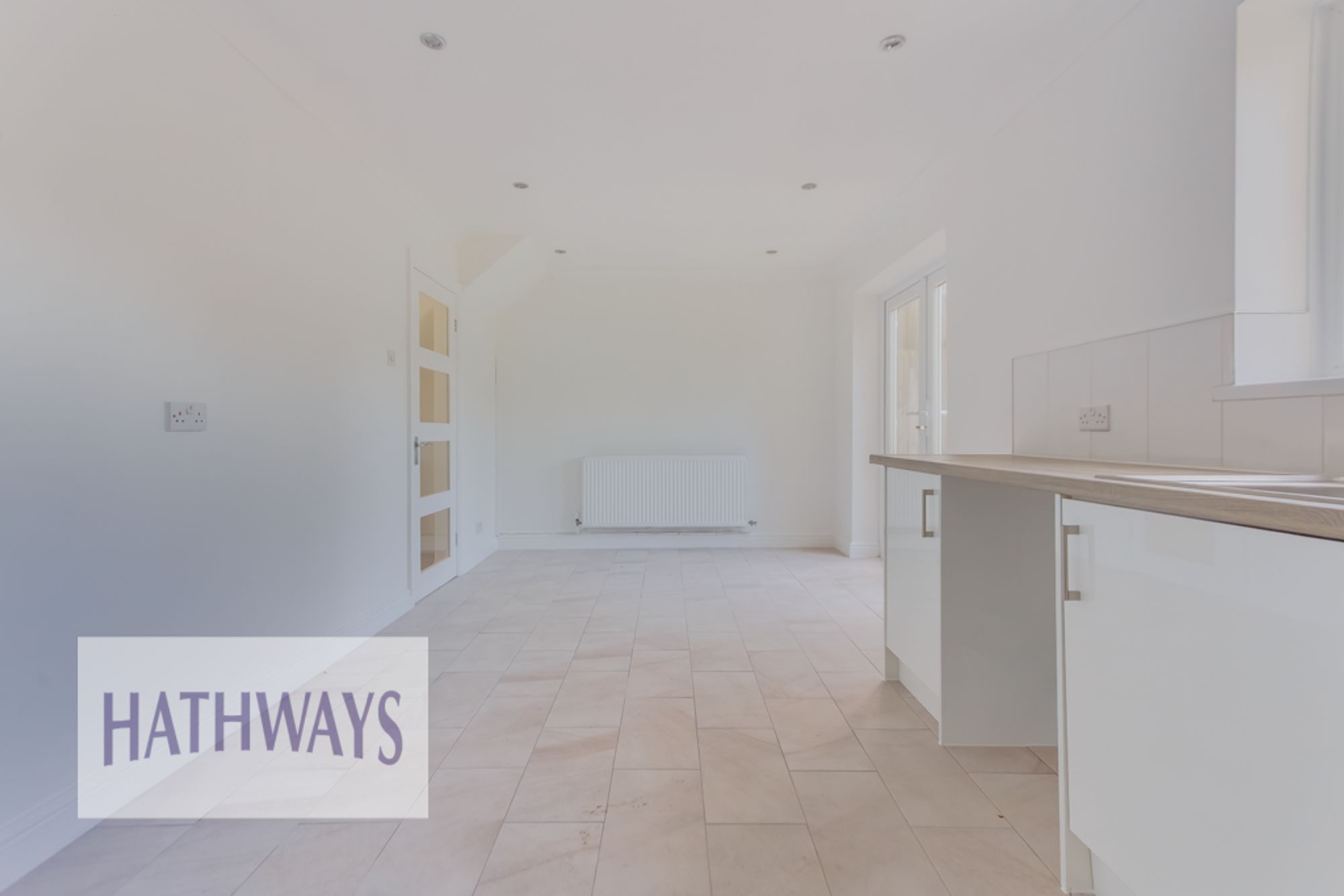 3 bed terraced house to rent in Tynewydd Green, Cwmbran  - Property Image 5