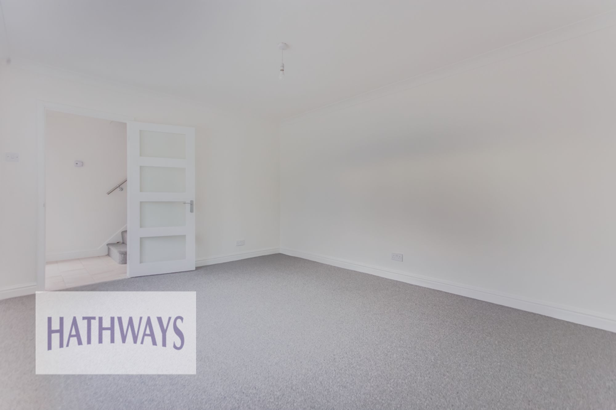 3 bed terraced house to rent in Tynewydd Green, Cwmbran 9