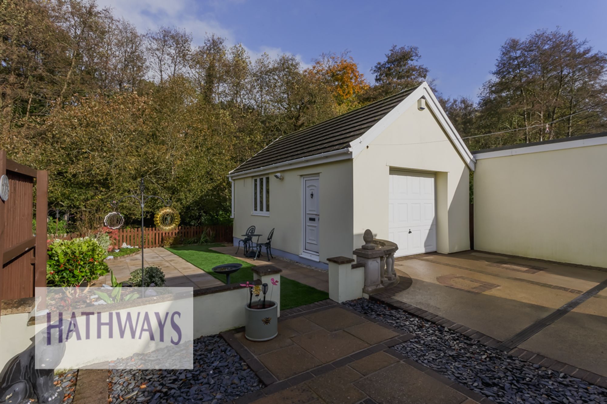 2 bed semi-detached bungalow for sale in Heol Madoc, Pontypool  - Property Image 33