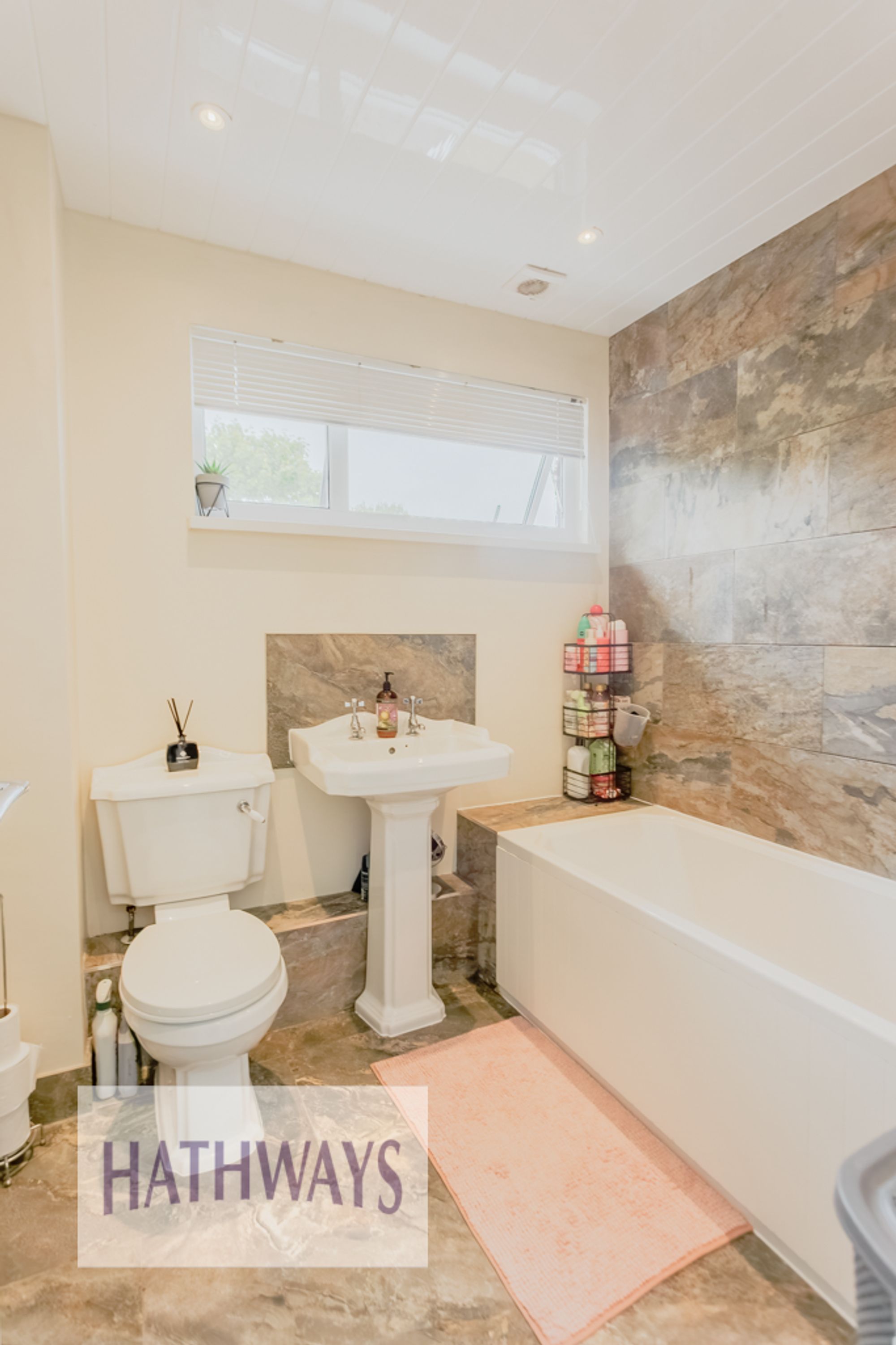 3 bed mid-terraced house for sale in Bryn Milwr, Cwmbran  - Property Image 18
