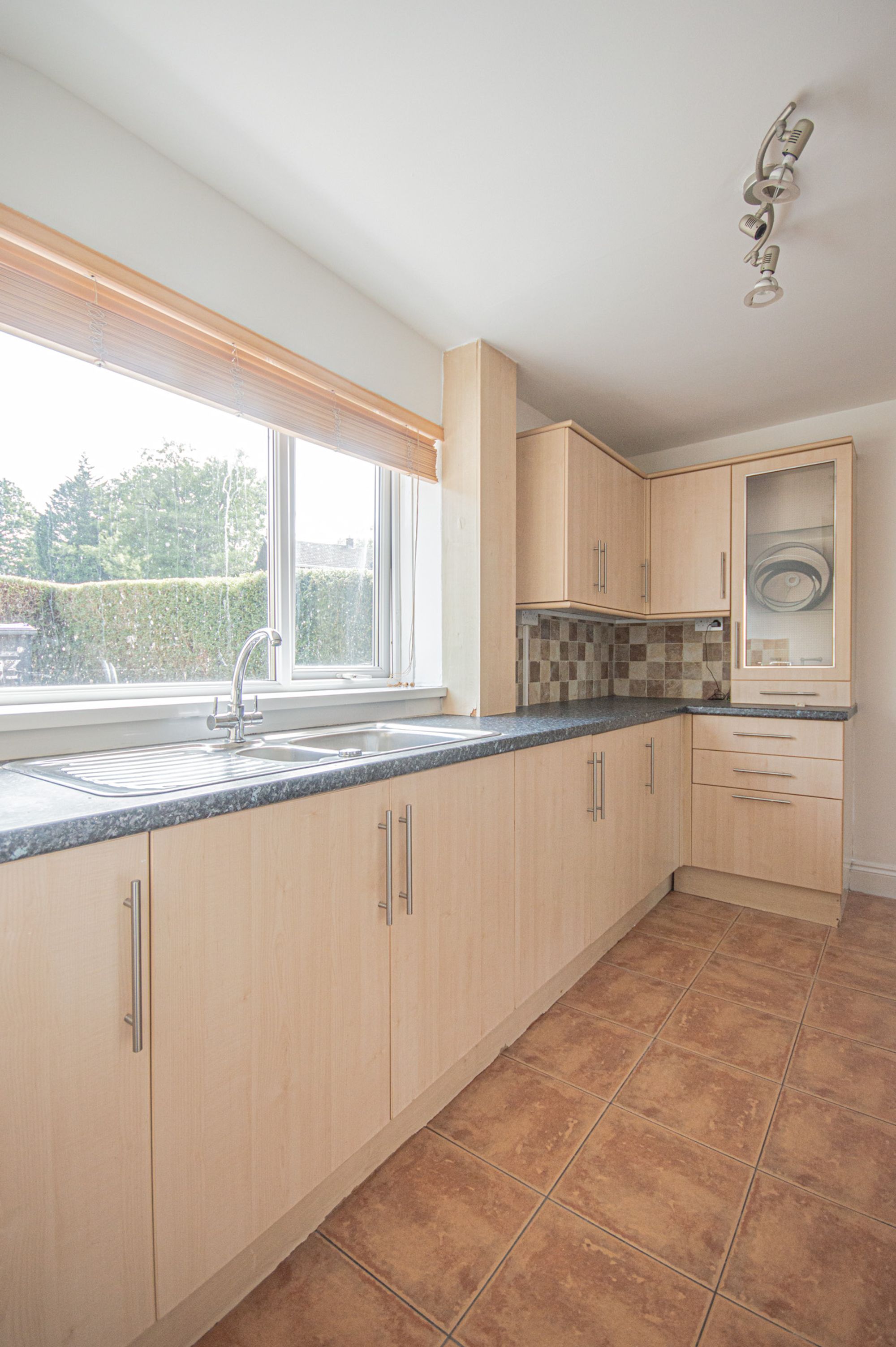 2 bed terraced house to rent in Steepfield, Cwmbran 7