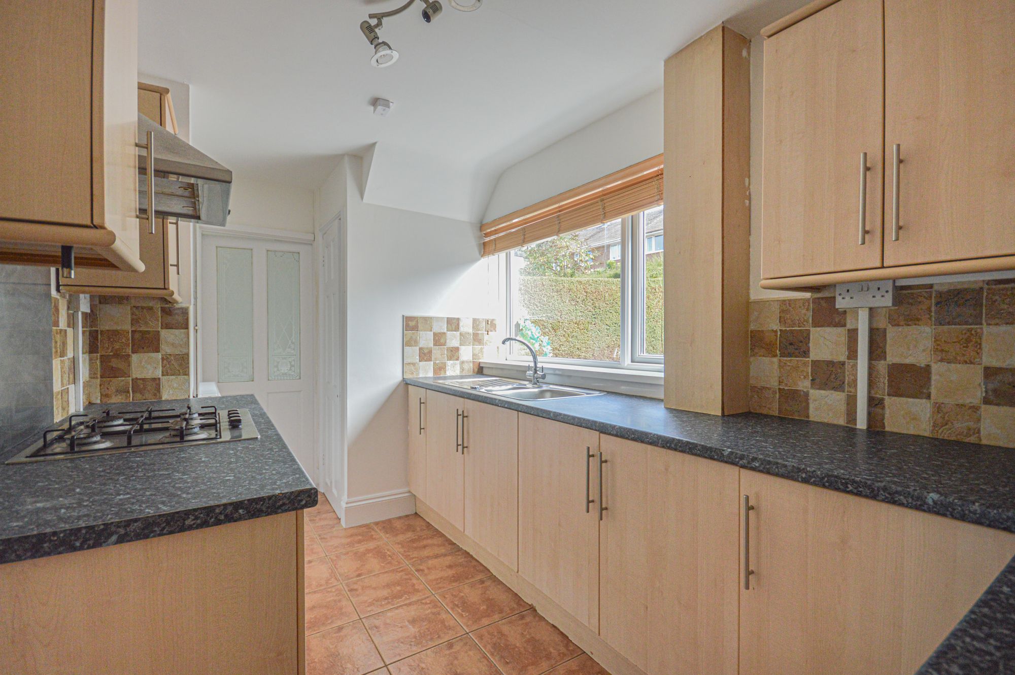 2 bed terraced house to rent in Steepfield, Cwmbran  - Property Image 6