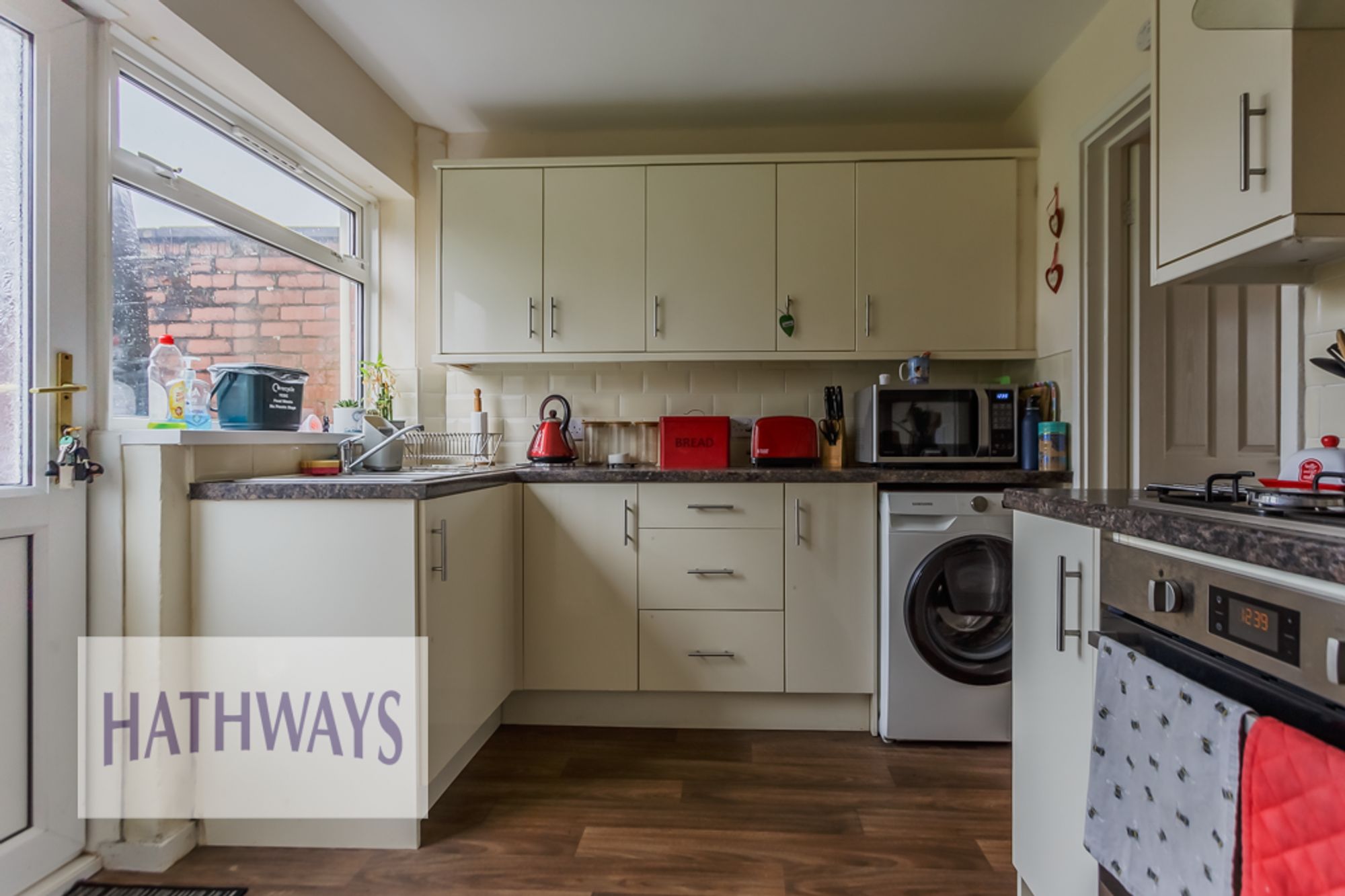 3 bed end of terrace house for sale in Bryn Garw, Cwmbran  - Property Image 9