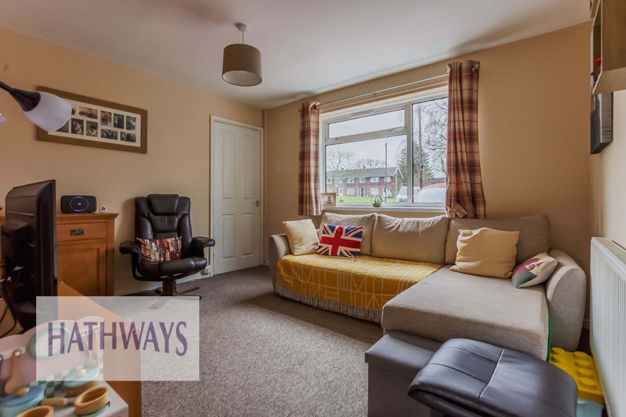 3 bed end of terrace house for sale in Bryn Garw, Cwmbran  - Property Image 14