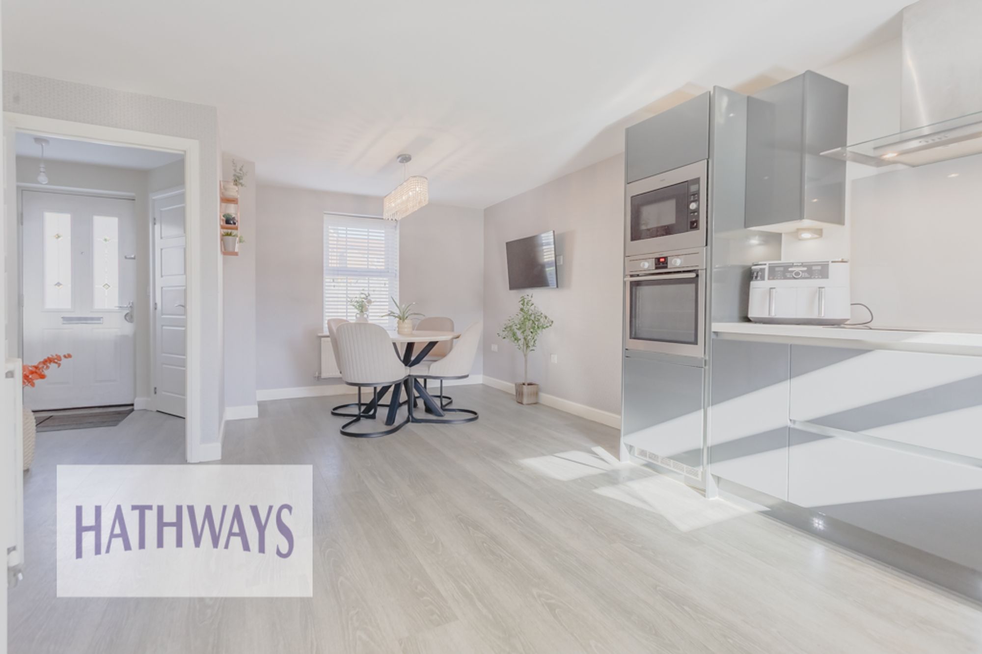 4 bed detached house for sale in Ffordd Bevan, Cwmbran 9