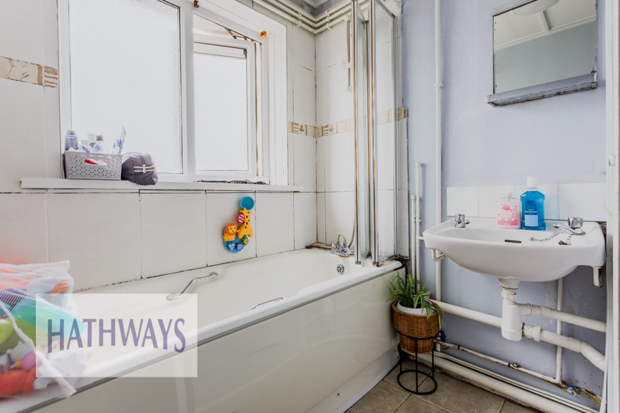 2 bed flat for sale in Kemys Fawr Close, Pontypool  - Property Image 15