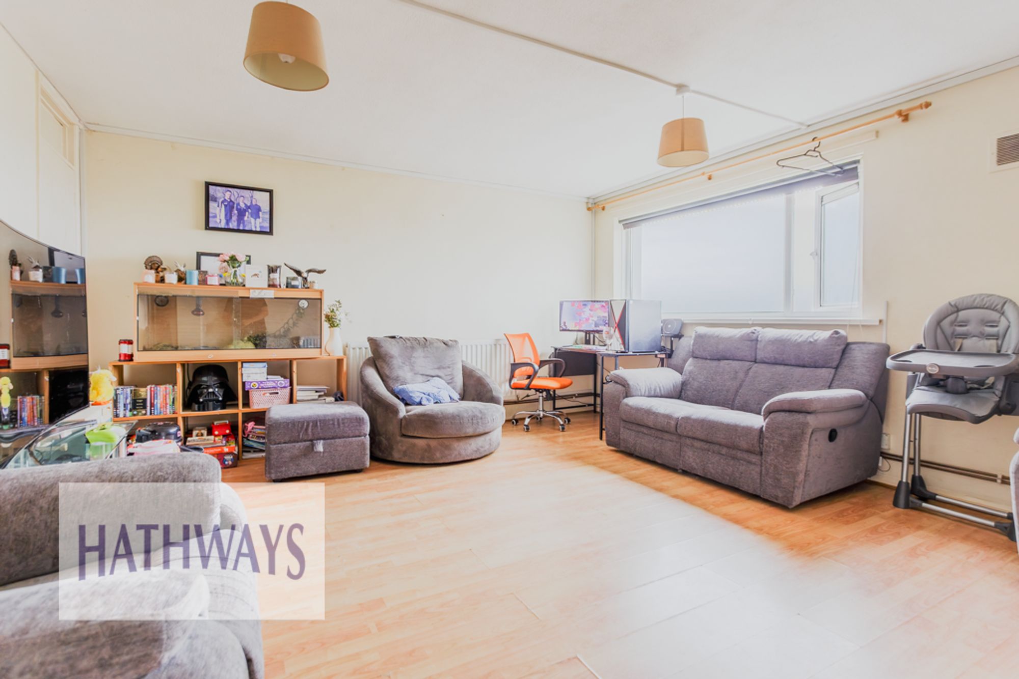 2 bed flat for sale in Kemys Fawr Close, Pontypool  - Property Image 4
