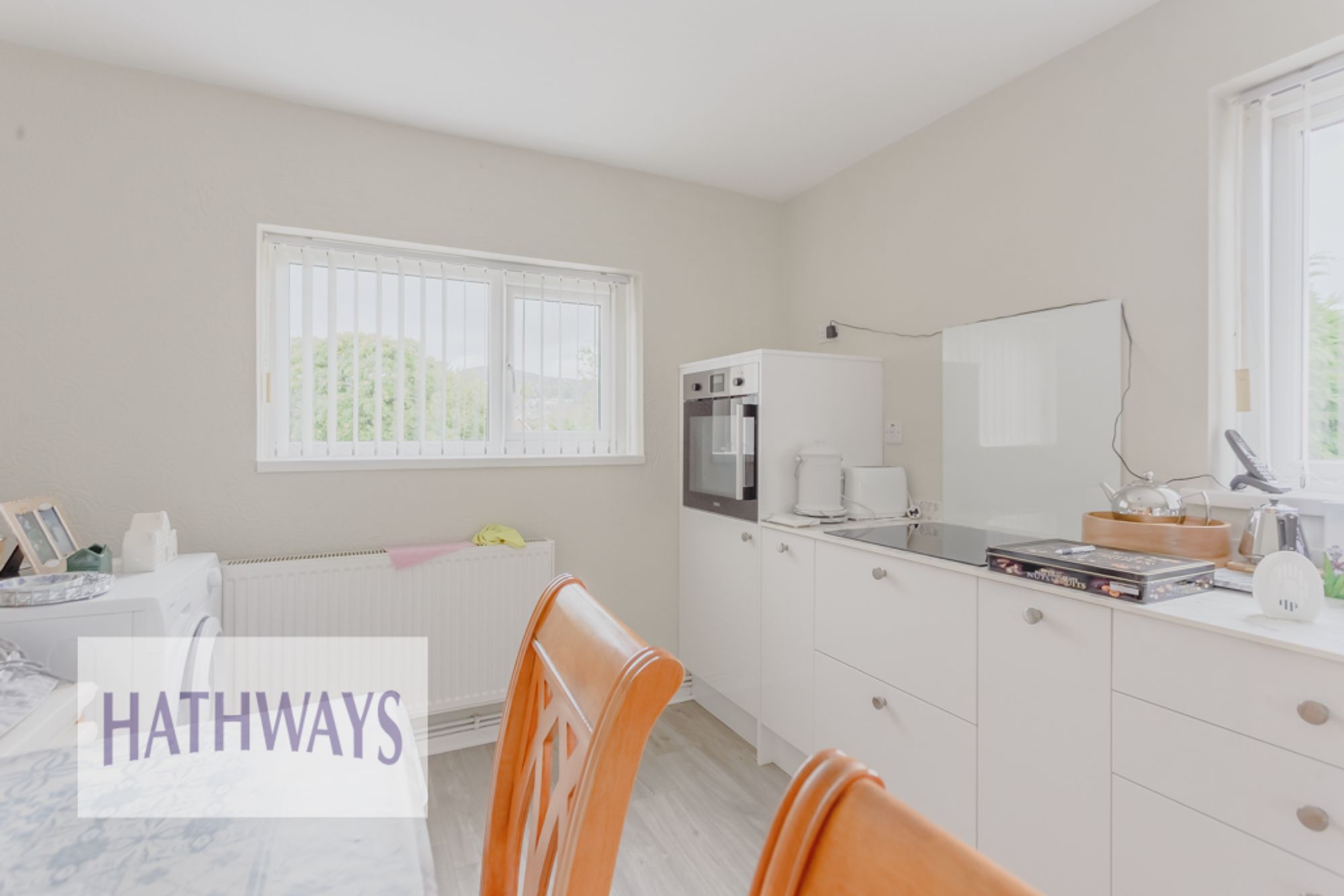 2 bed semi-detached bungalow for sale in Clairwain, Pontypool 6