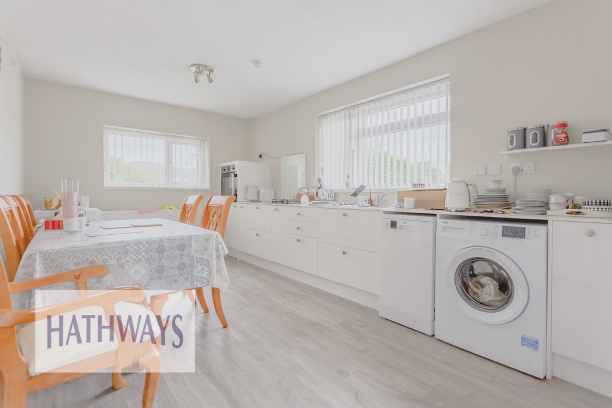 2 bed semi-detached bungalow for sale in Clairwain, Pontypool  - Property Image 4