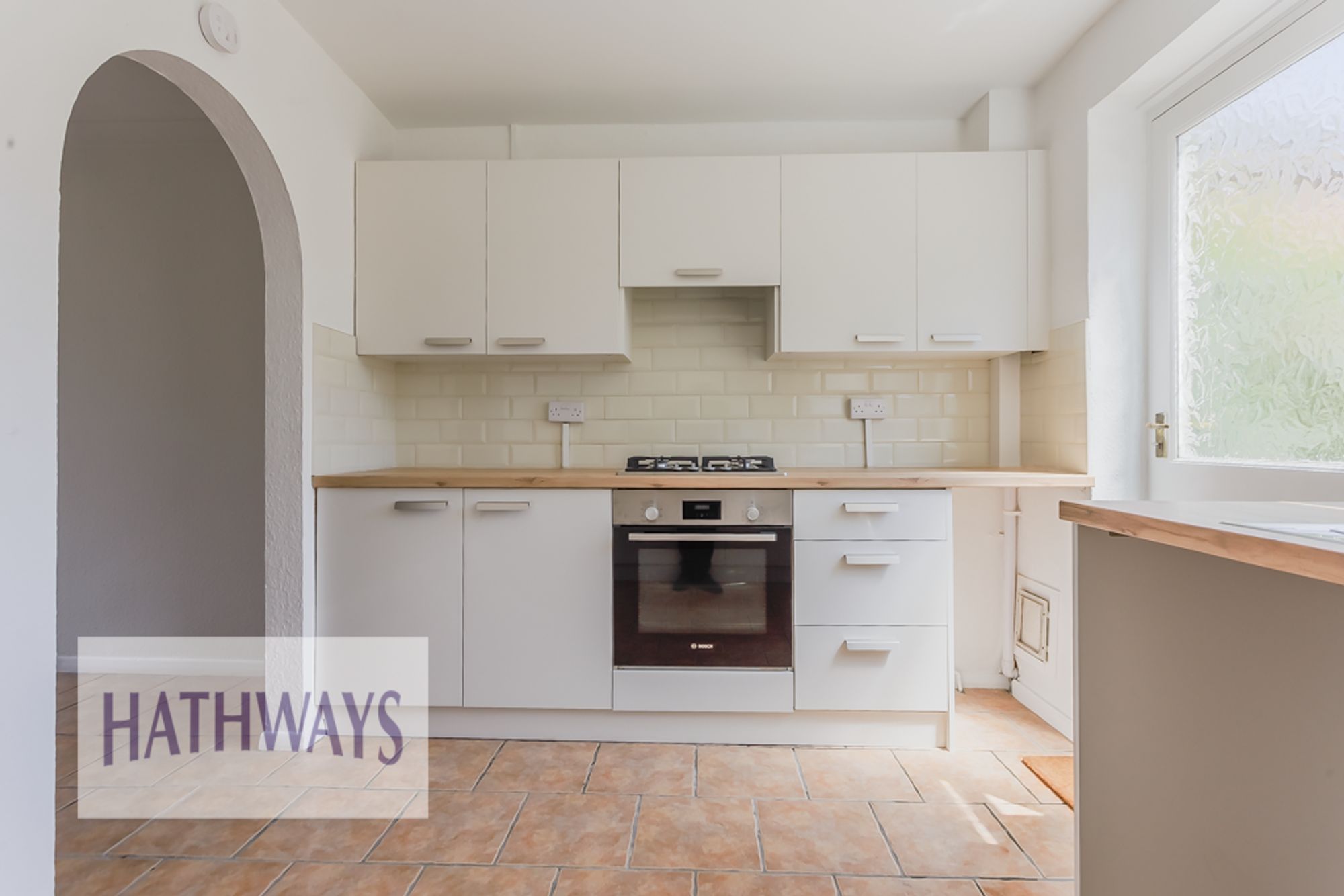3 bed mid-terraced house to rent in Llyswen Walk, Cwmbran  - Property Image 3