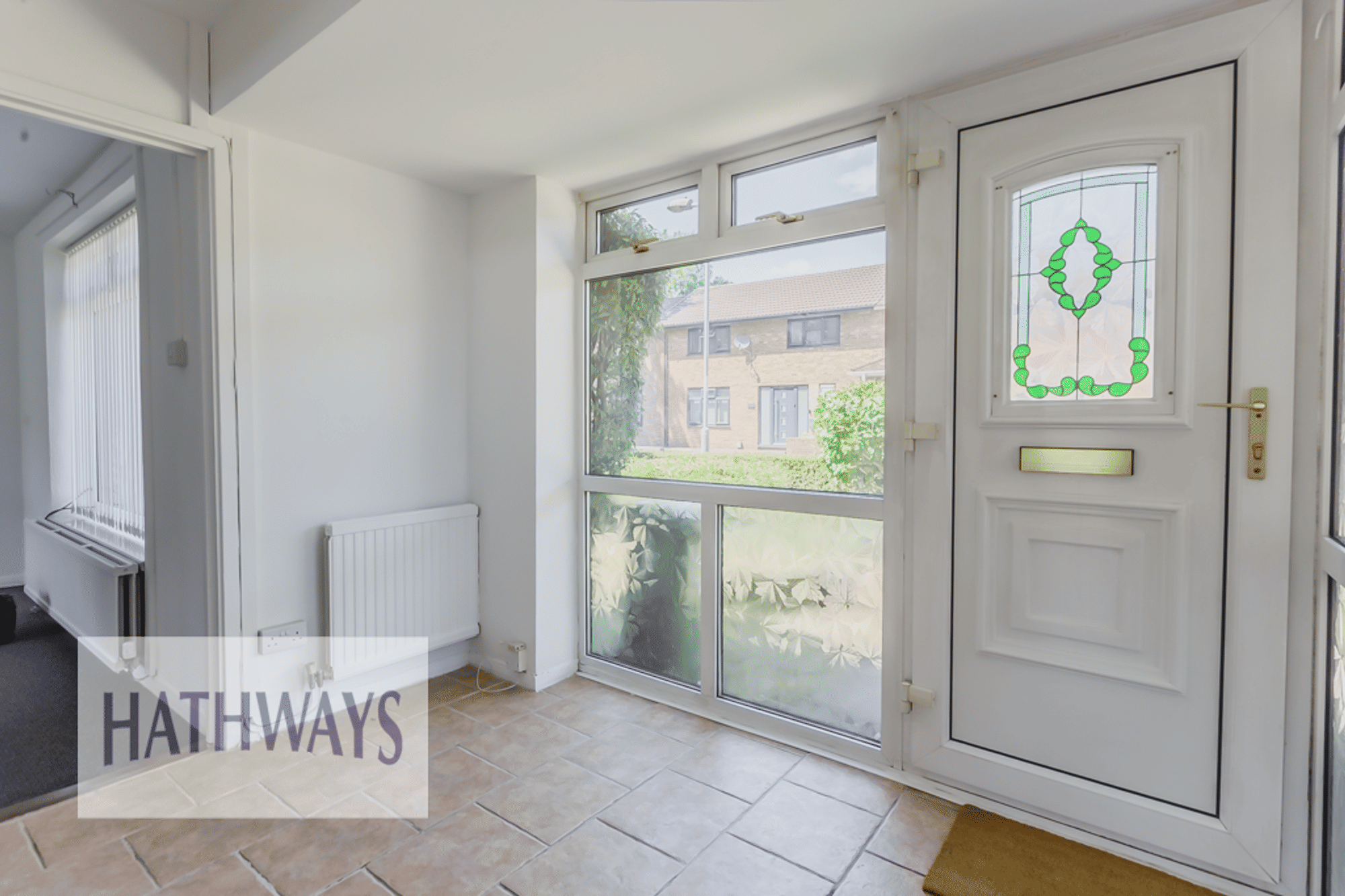 3 bed mid-terraced house to rent in Llyswen Walk, Cwmbran  - Property Image 8