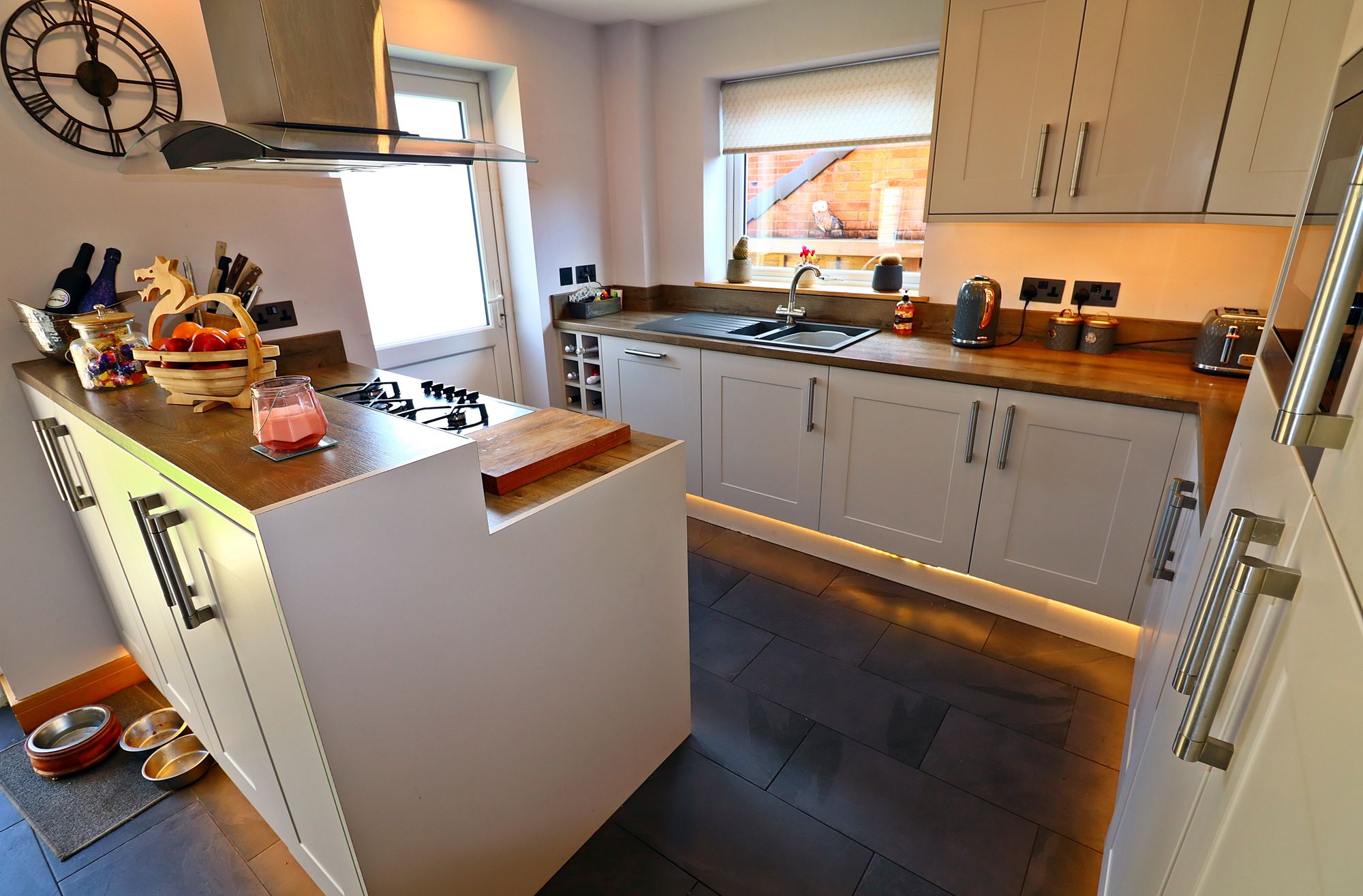 3 bed semi-detached house for sale in Cargill Close, Pontypridd  - Property Image 9