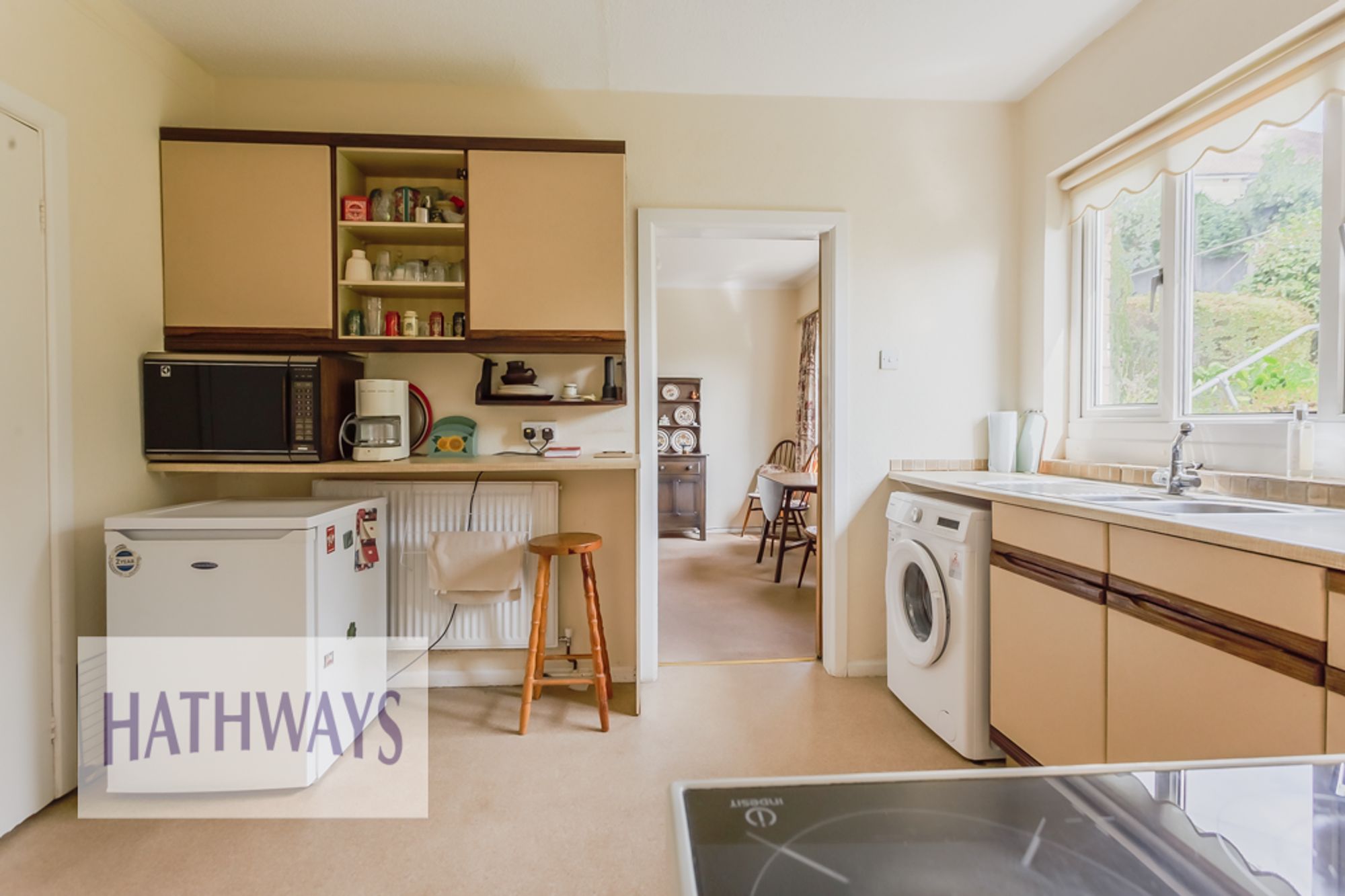3 bed semi-detached house for sale in Upper Tennyson Road, Newport  - Property Image 5