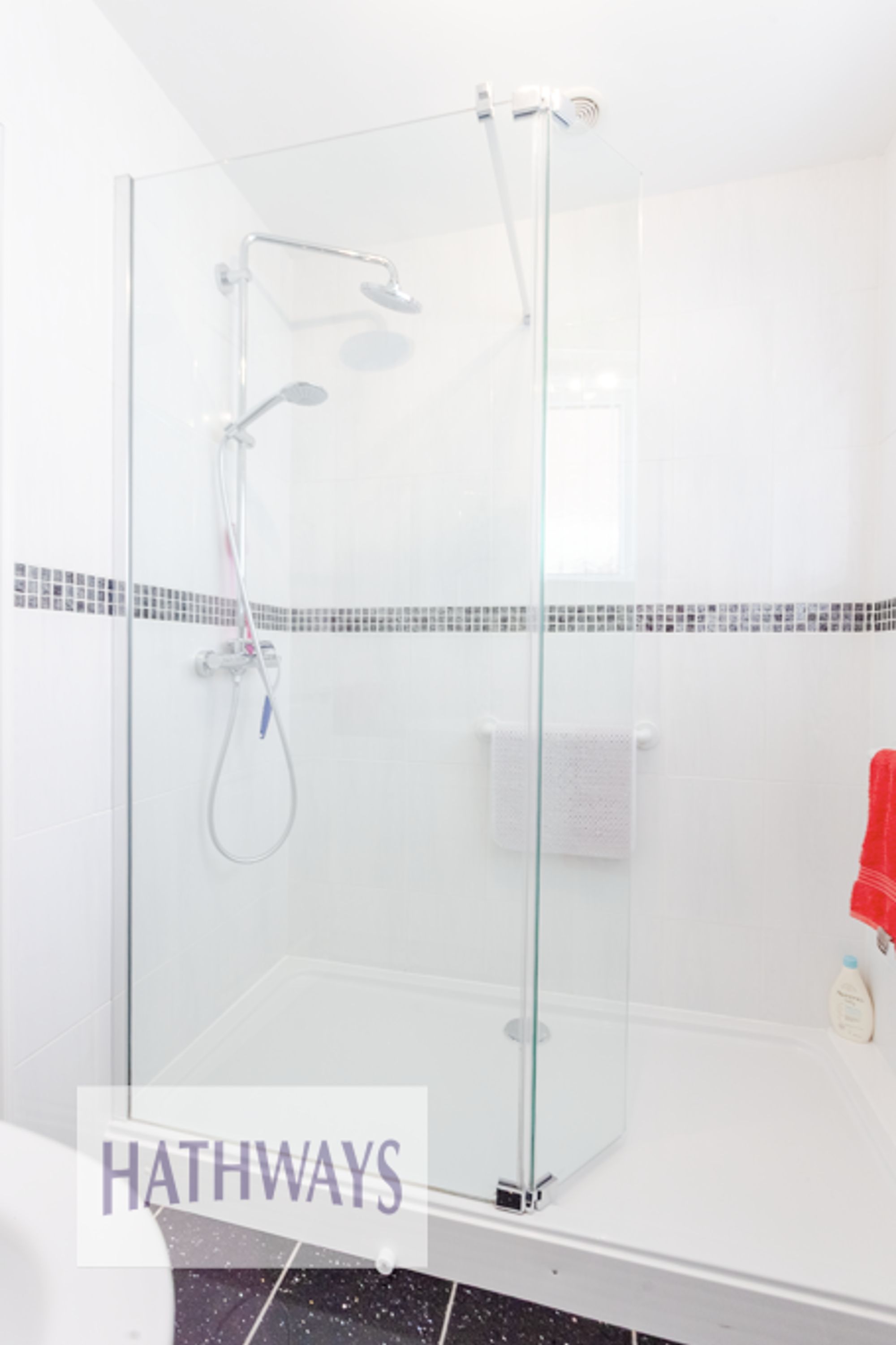 3 bed for sale in Brunel Road, Cwmbran  - Property Image 24