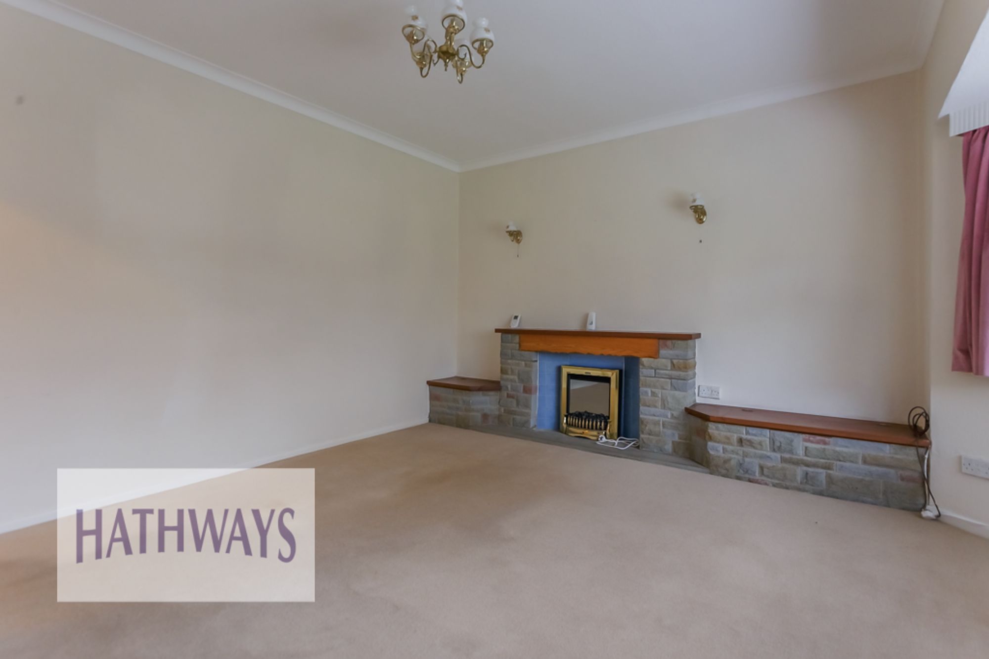 3 bed for sale in Tregarn Road, Newport  - Property Image 5