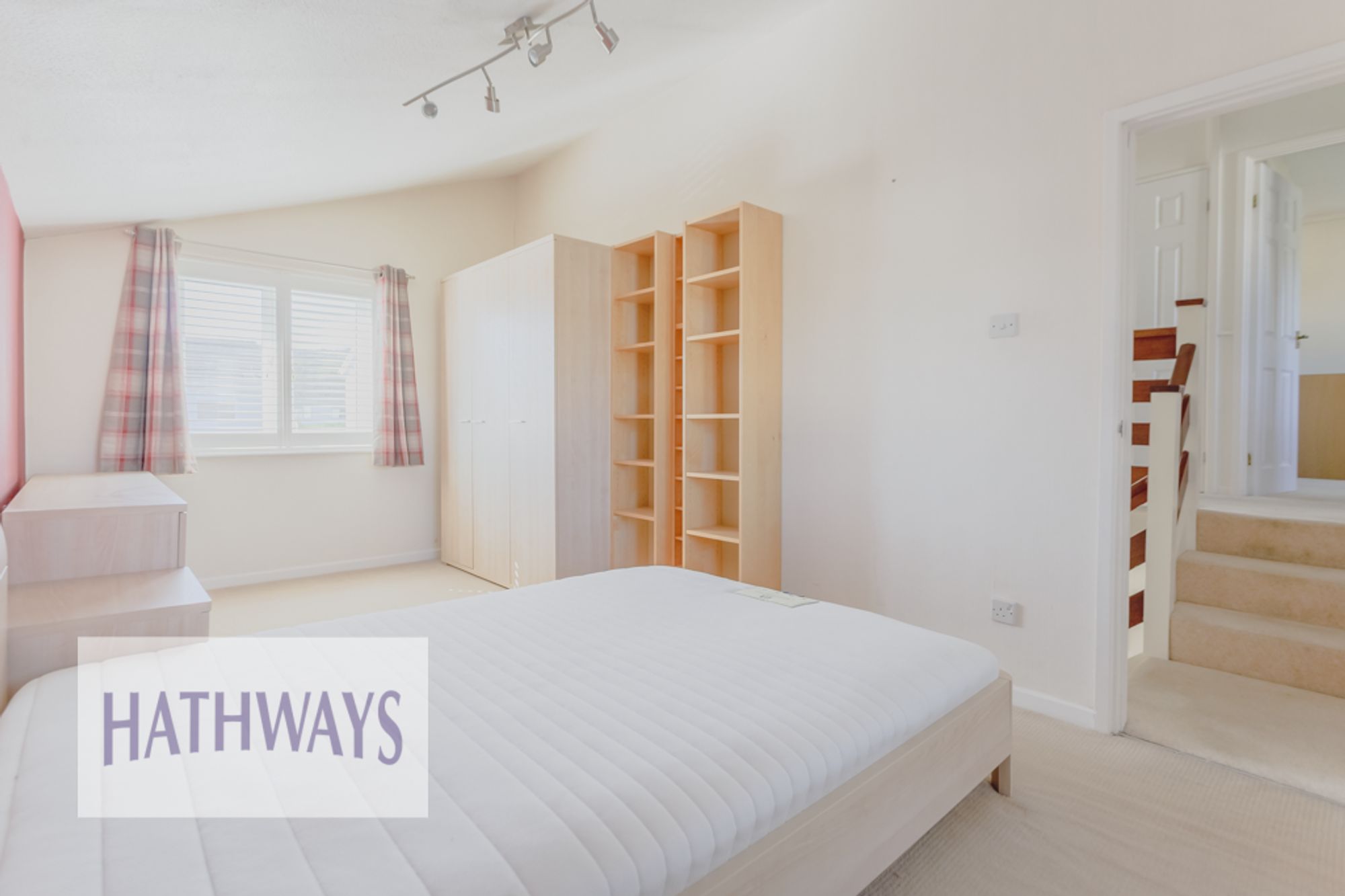 4 bed detached house for sale in Arundel Close, Cwmbran  - Property Image 17