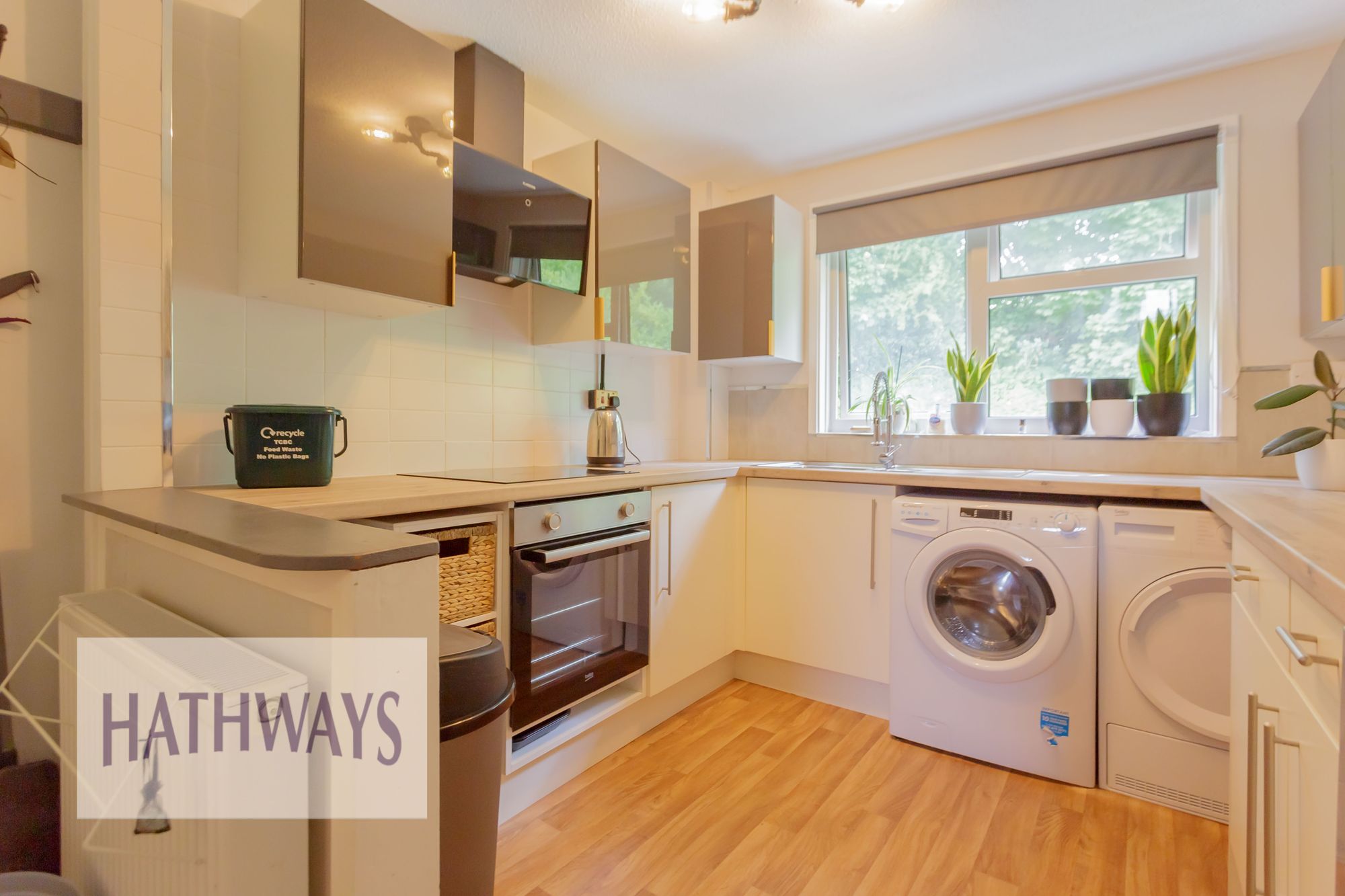 1 bed flat for sale in Bryn Milwr, Cwmbran  - Property Image 4