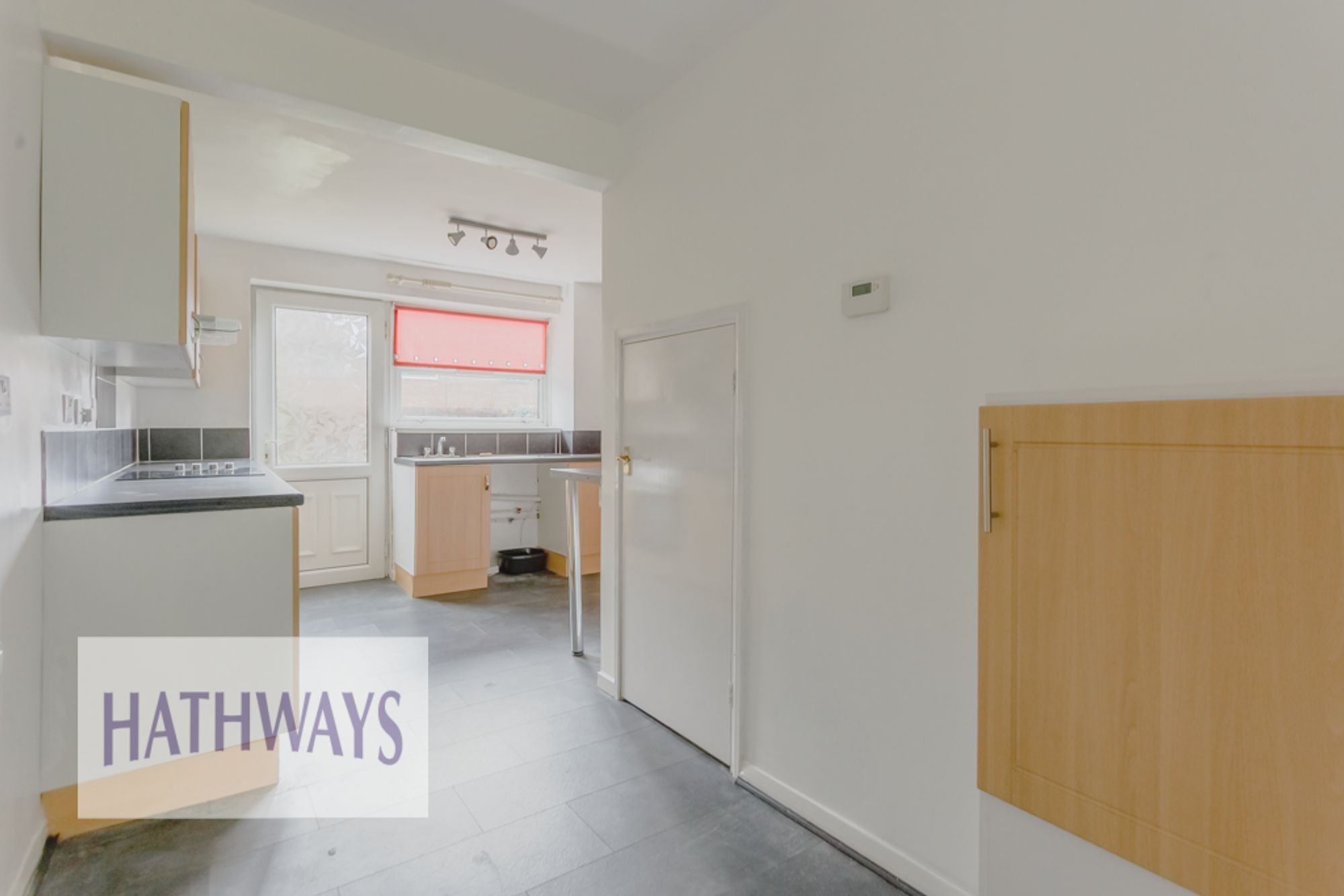 3 bed terraced house to rent in Olway Close, Cwmbran  - Property Image 9