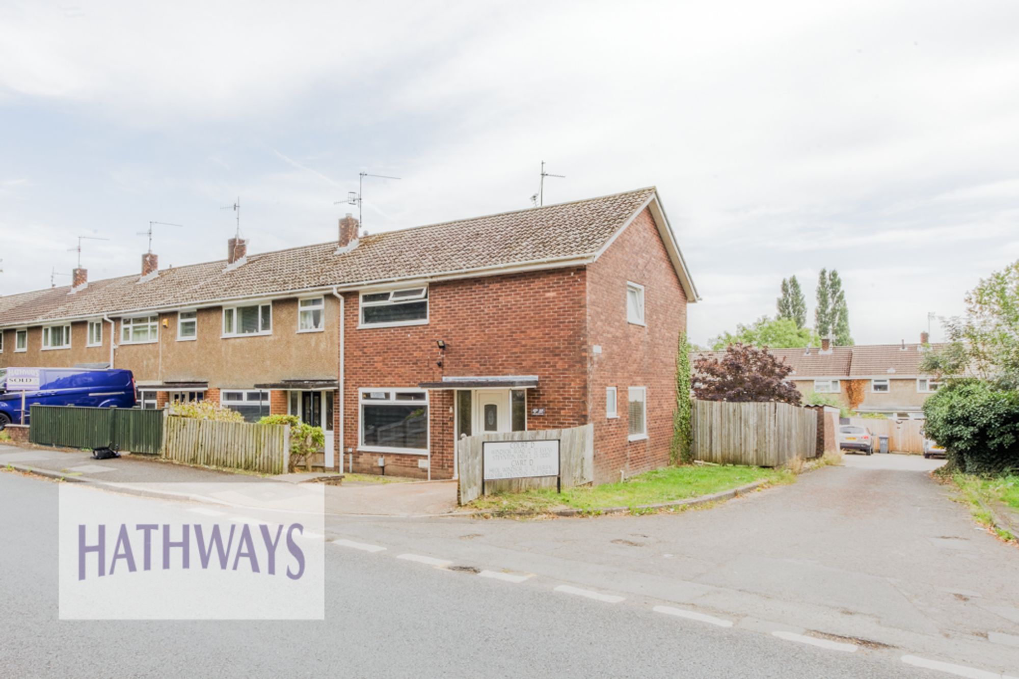 4 bed end of terrace house for sale in Windsor Road, Cwmbran  - Property Image 1