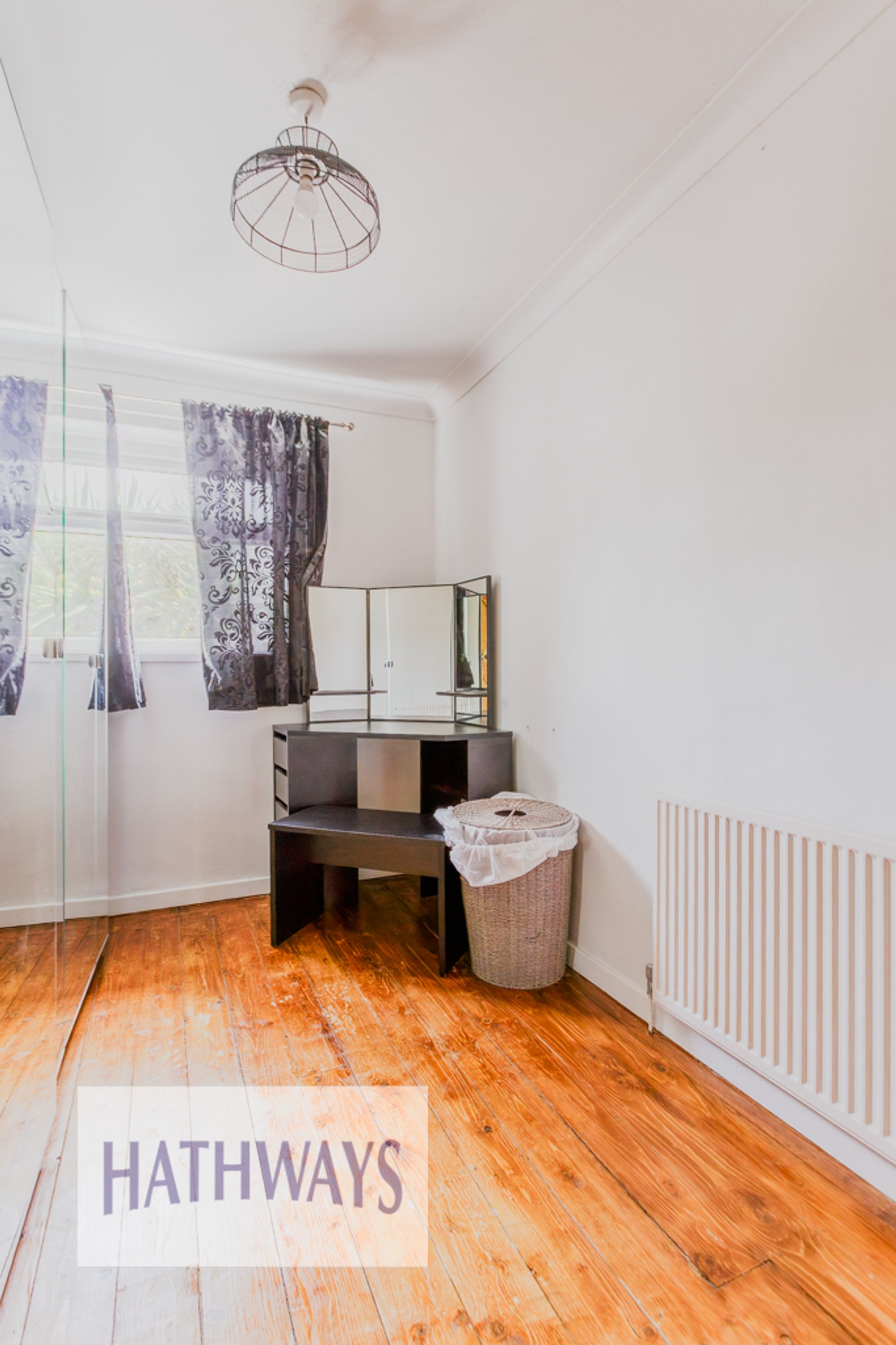 4 bed end of terrace house for sale in Windsor Road, Cwmbran 18