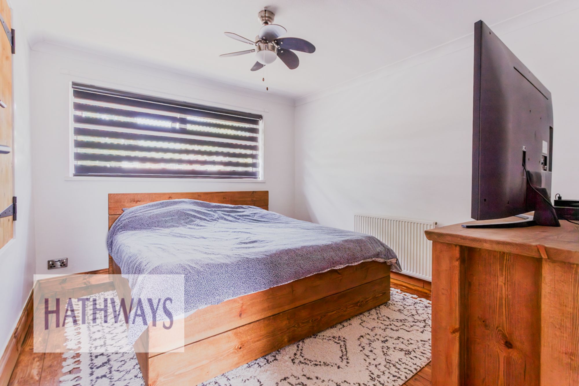 4 bed end of terrace house for sale in Windsor Road, Cwmbran 14