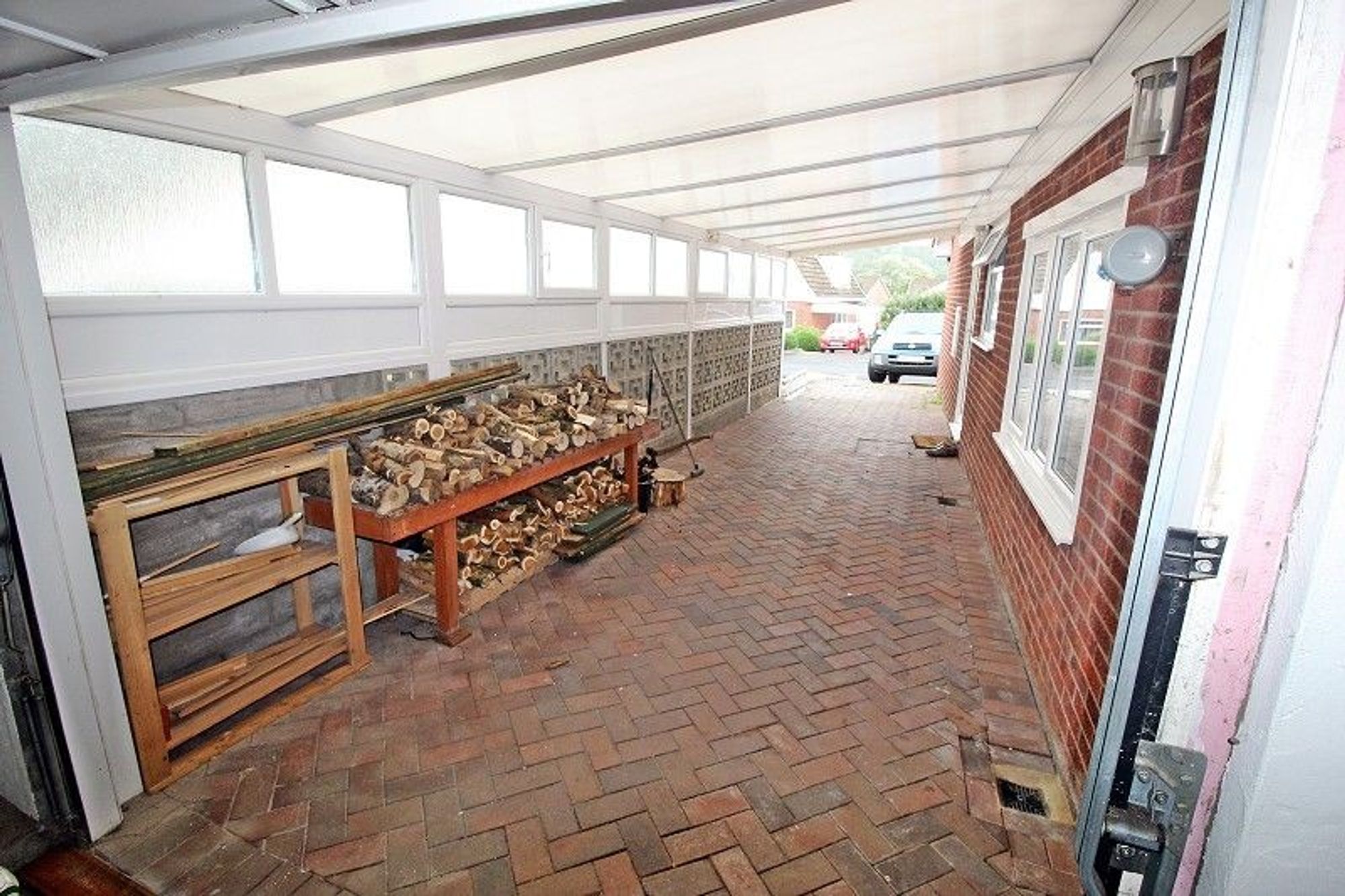 4 bed for sale in Mayfield Place, Pontyclun  - Property Image 2