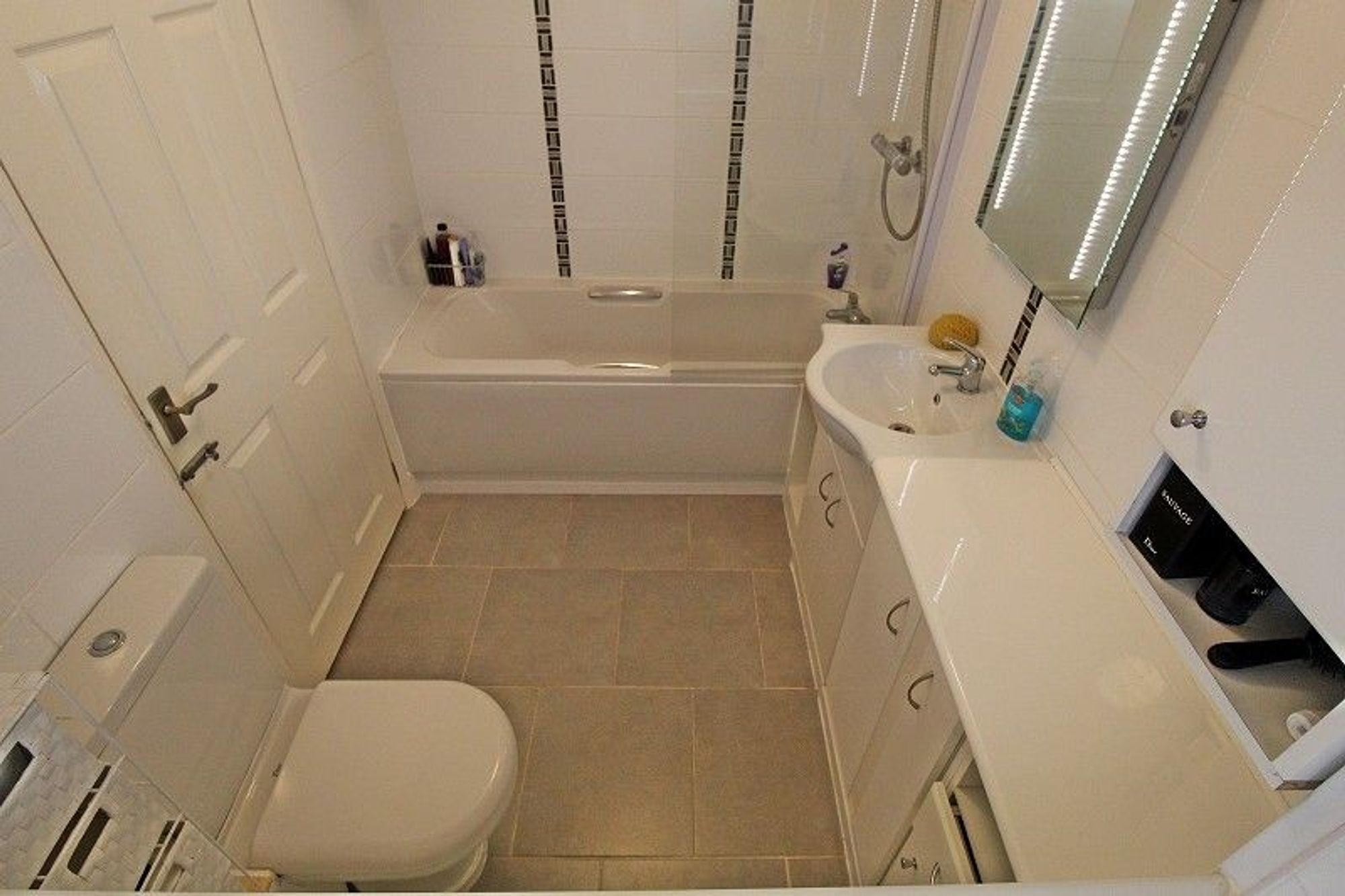 4 bed for sale in Mayfield Place, Pontyclun 14