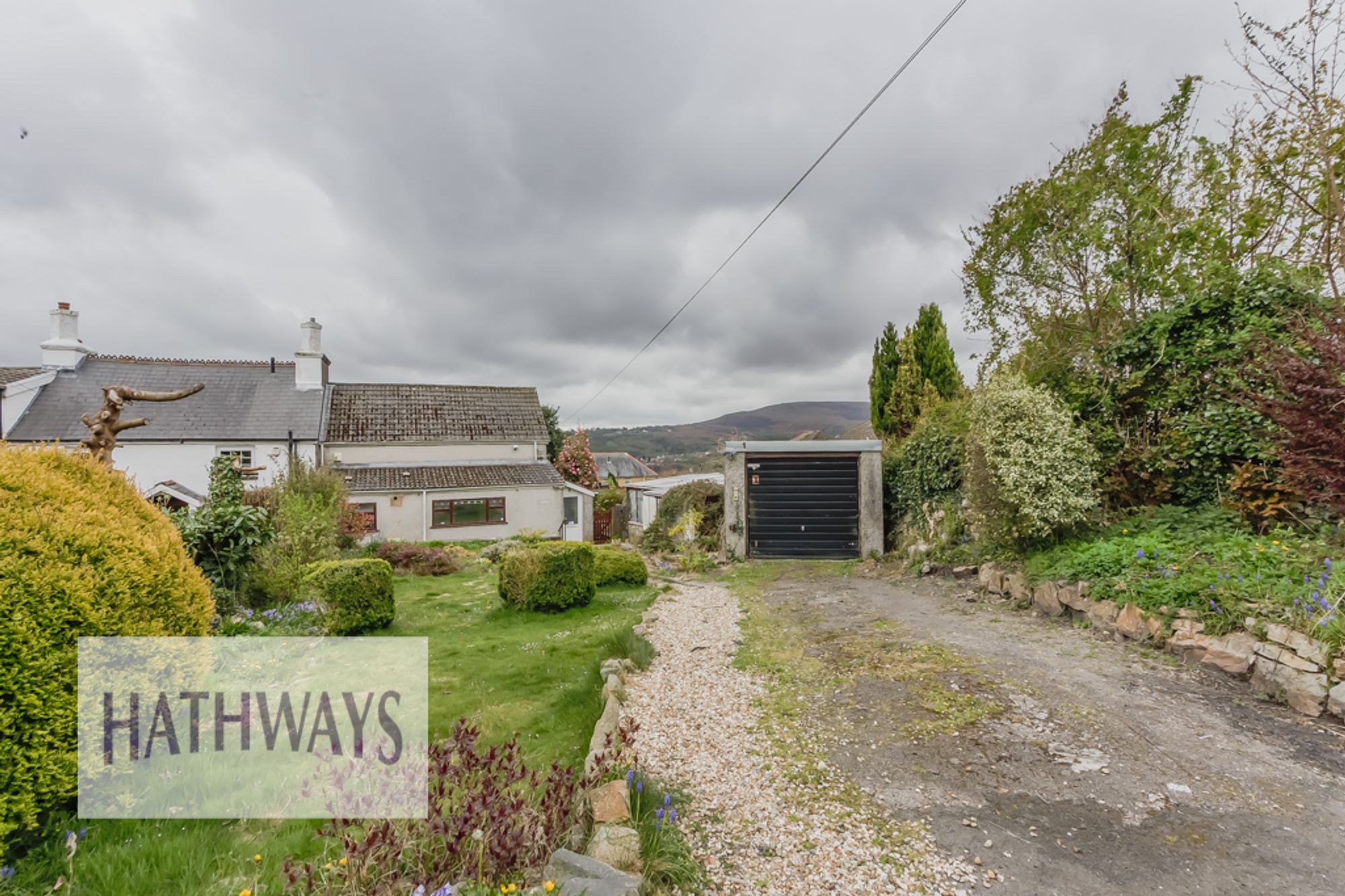 2 bed end of terrace house for sale in Penygarn Road, Pontypool  - Property Image 3