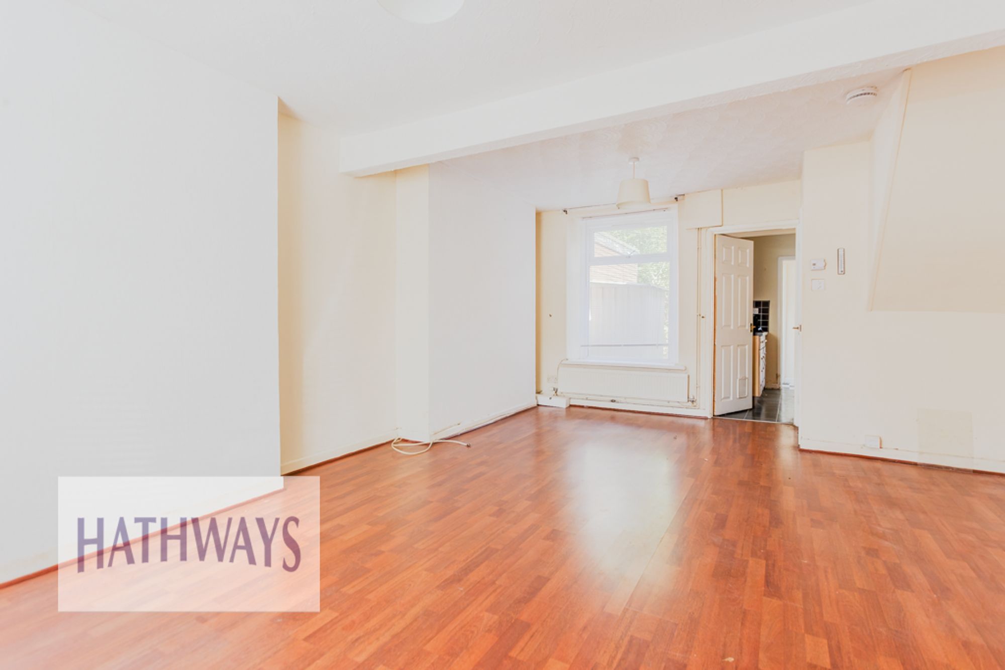 2 bed mid-terraced house for sale in Afon Llwyd Terrace, Pontypool 2