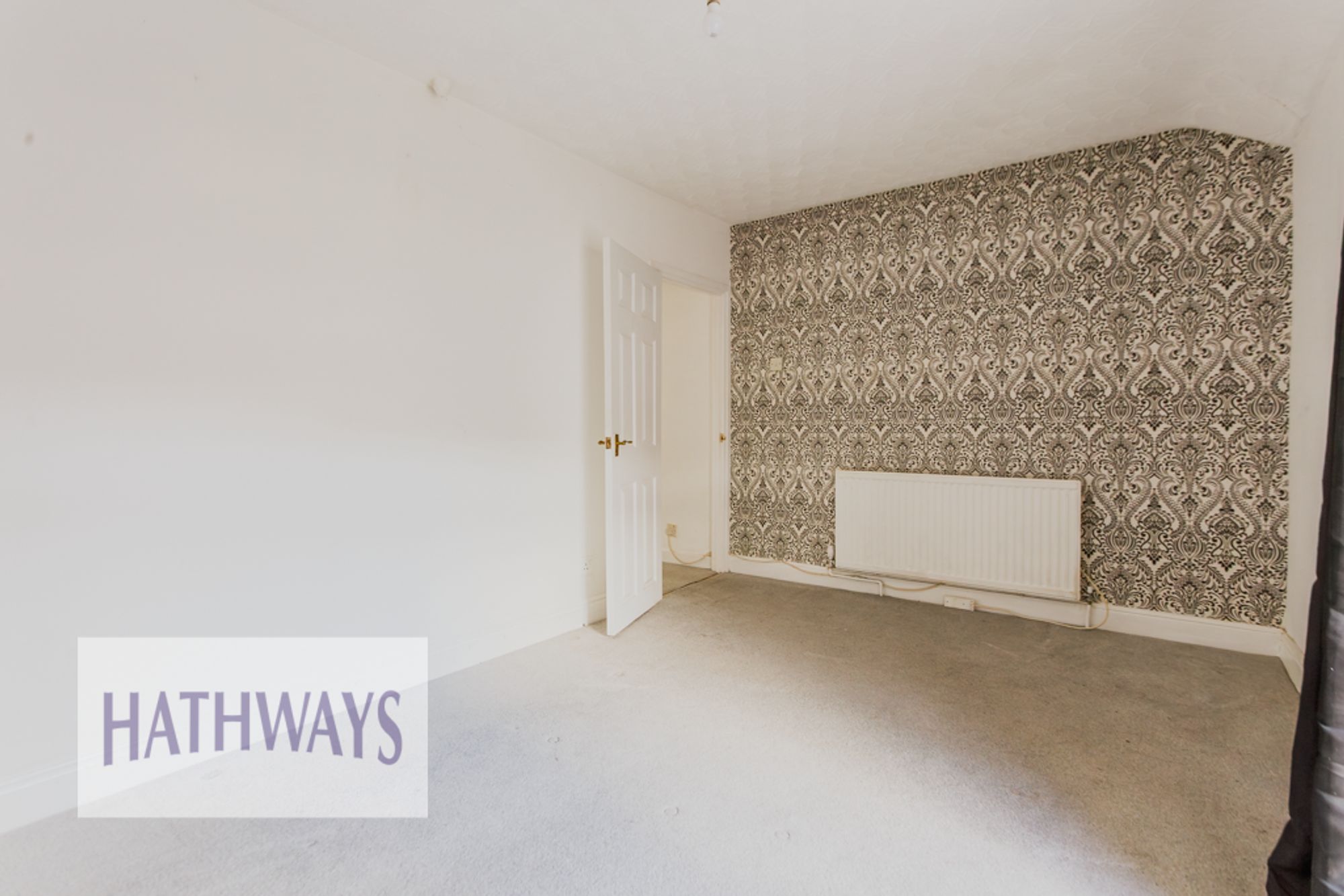 2 bed mid-terraced house for sale in Afon Llwyd Terrace, Pontypool 13