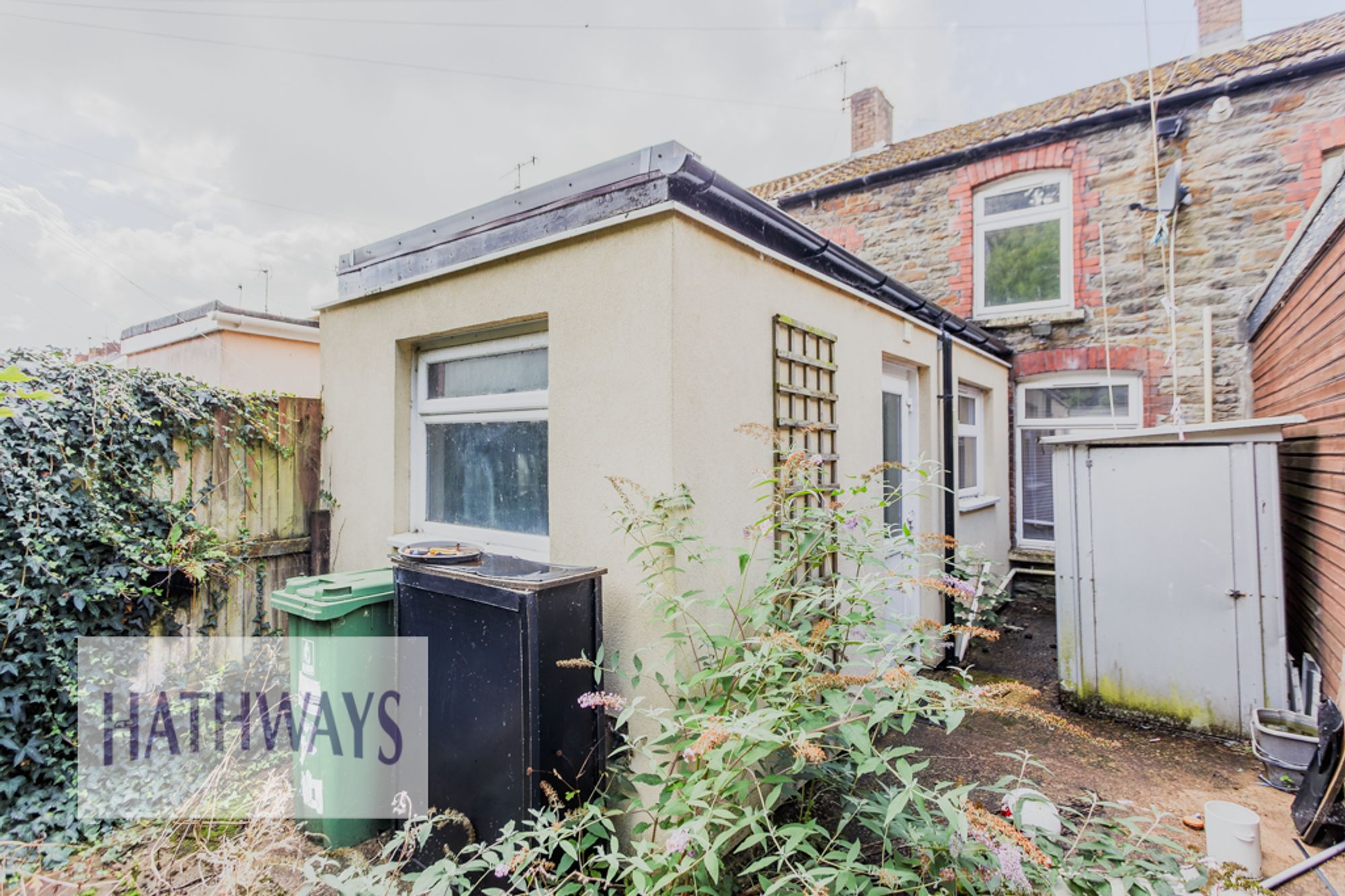 2 bed mid-terraced house for sale in Afon Llwyd Terrace, Pontypool 17