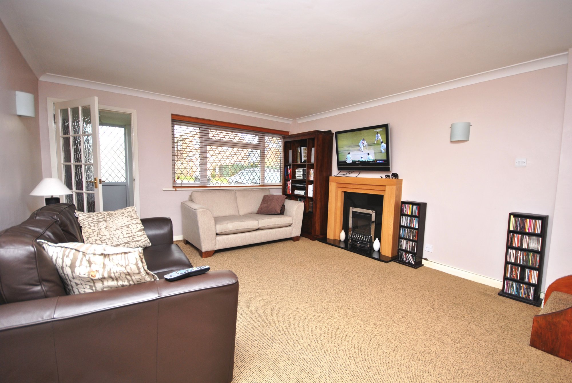 2 bed house to rent in Latimer Drive, Bramcote  - Property Image 3