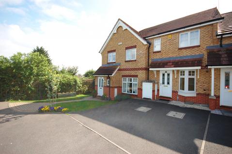 2 bed house to rent in Goldcrest Close  - Property Image 1
