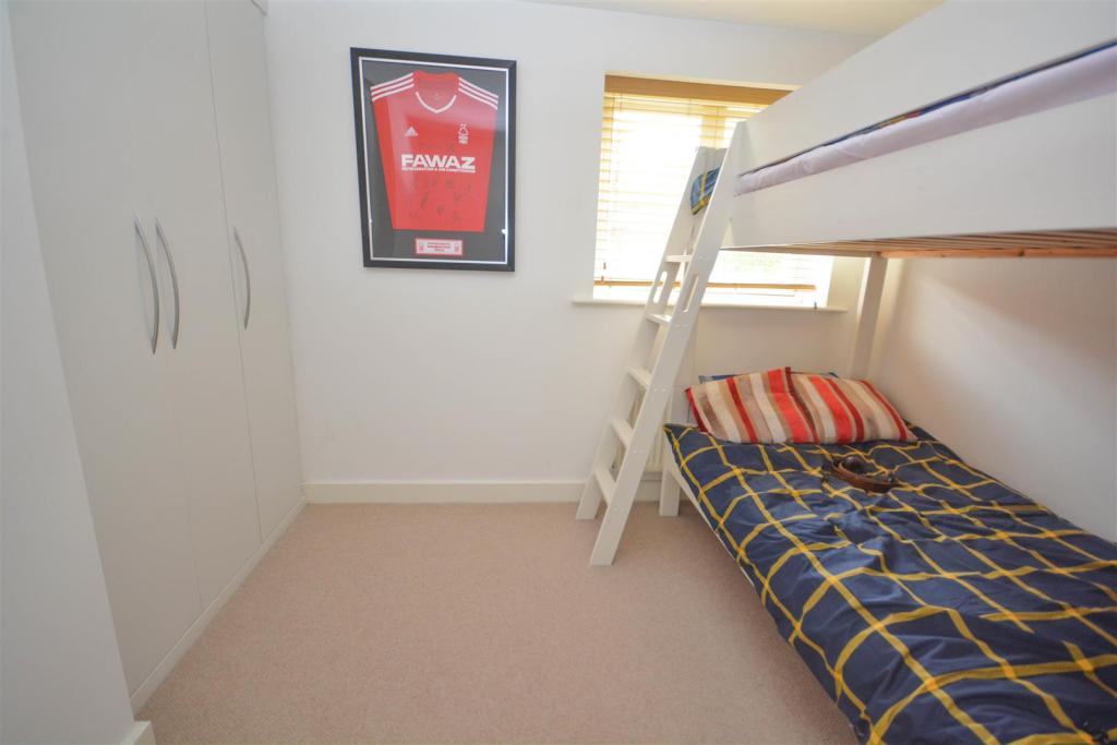 2 bed apartment to rent in Deane Road  - Property Image 6