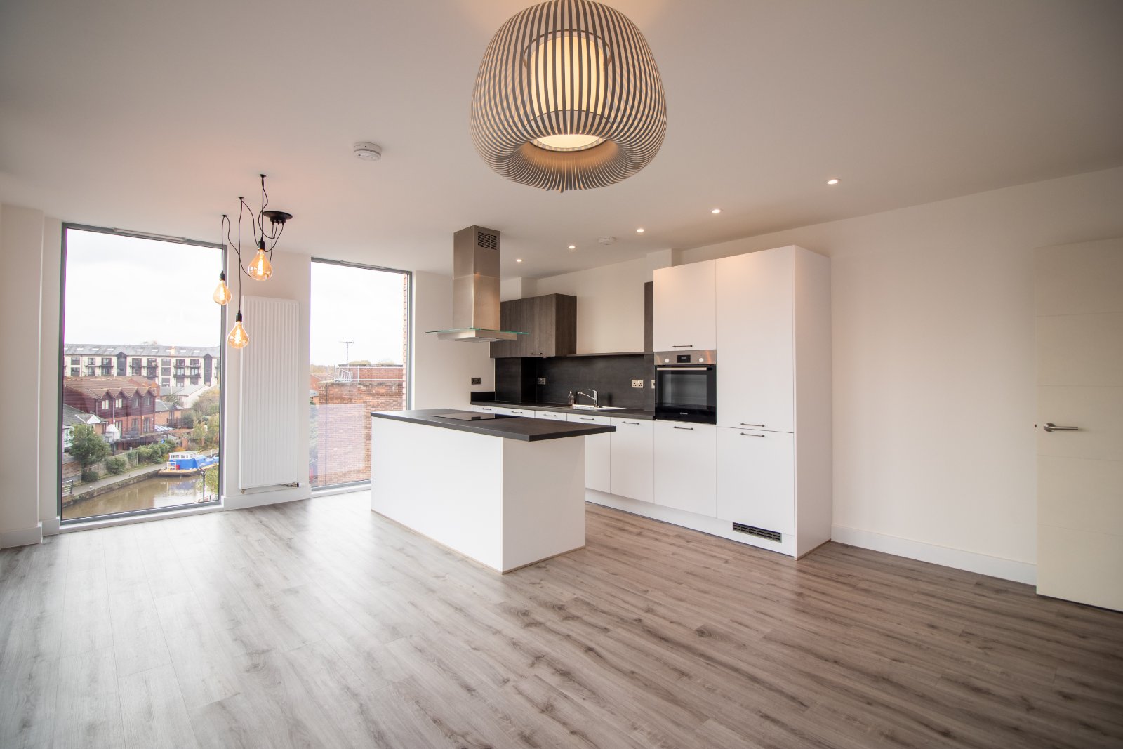 2 bed apartment for sale in Trent Bridge View, Nottingham  - Property Image 5