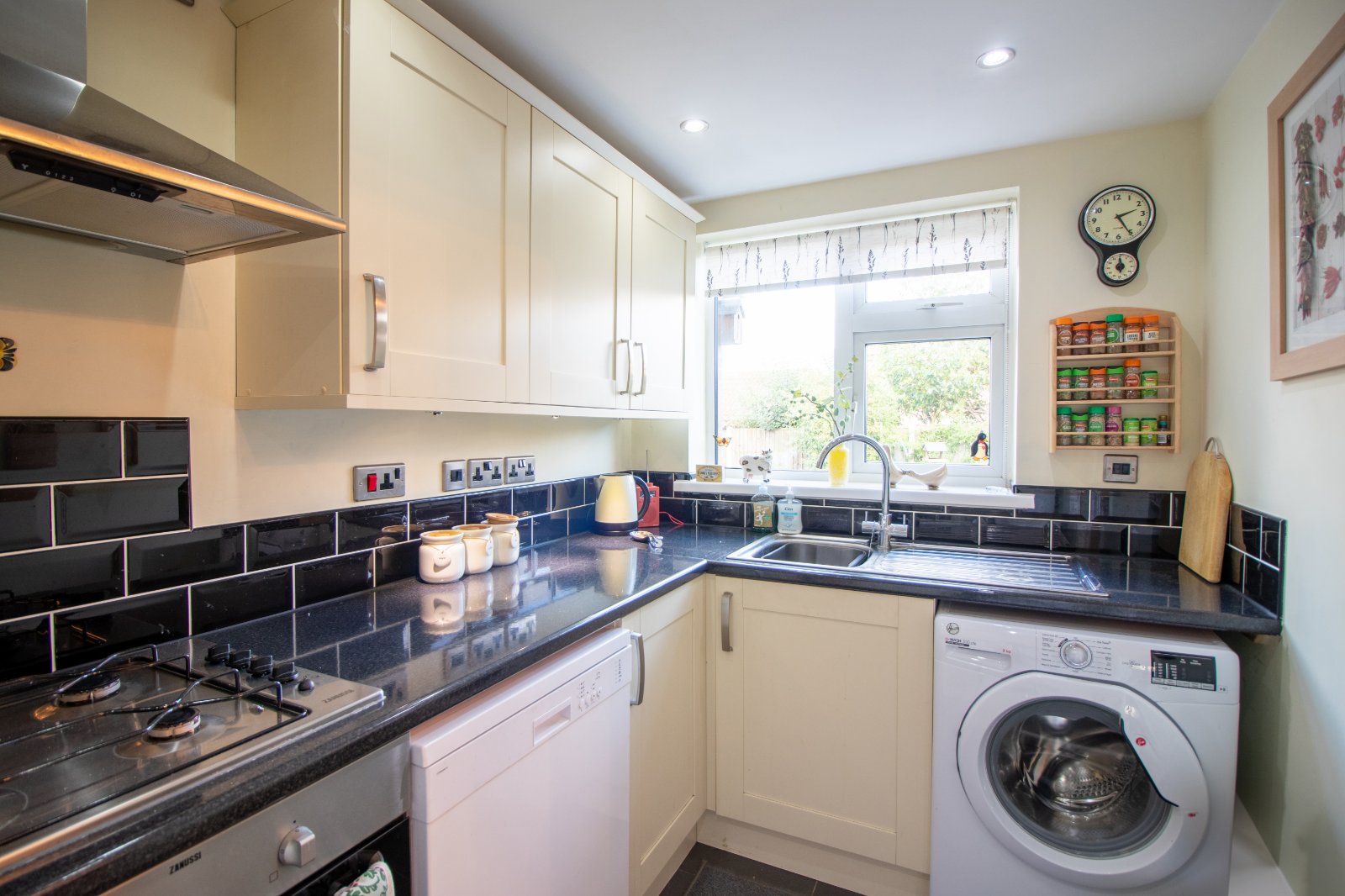 3 bed house for sale in Mickleborough Way, West Bridgford  - Property Image 9