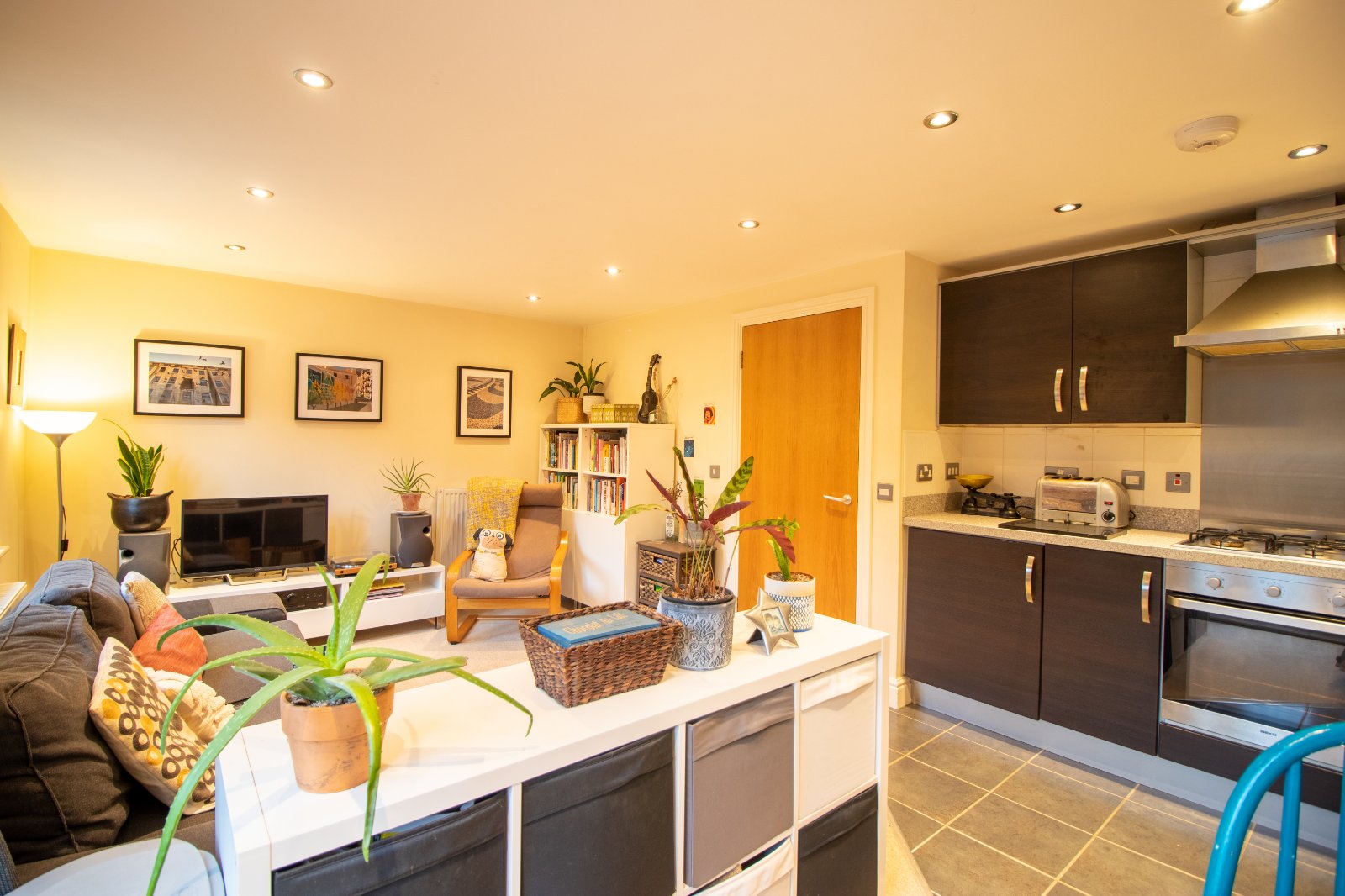 2 bed apartment for sale in Radcliffe Road, Gamston  - Property Image 9