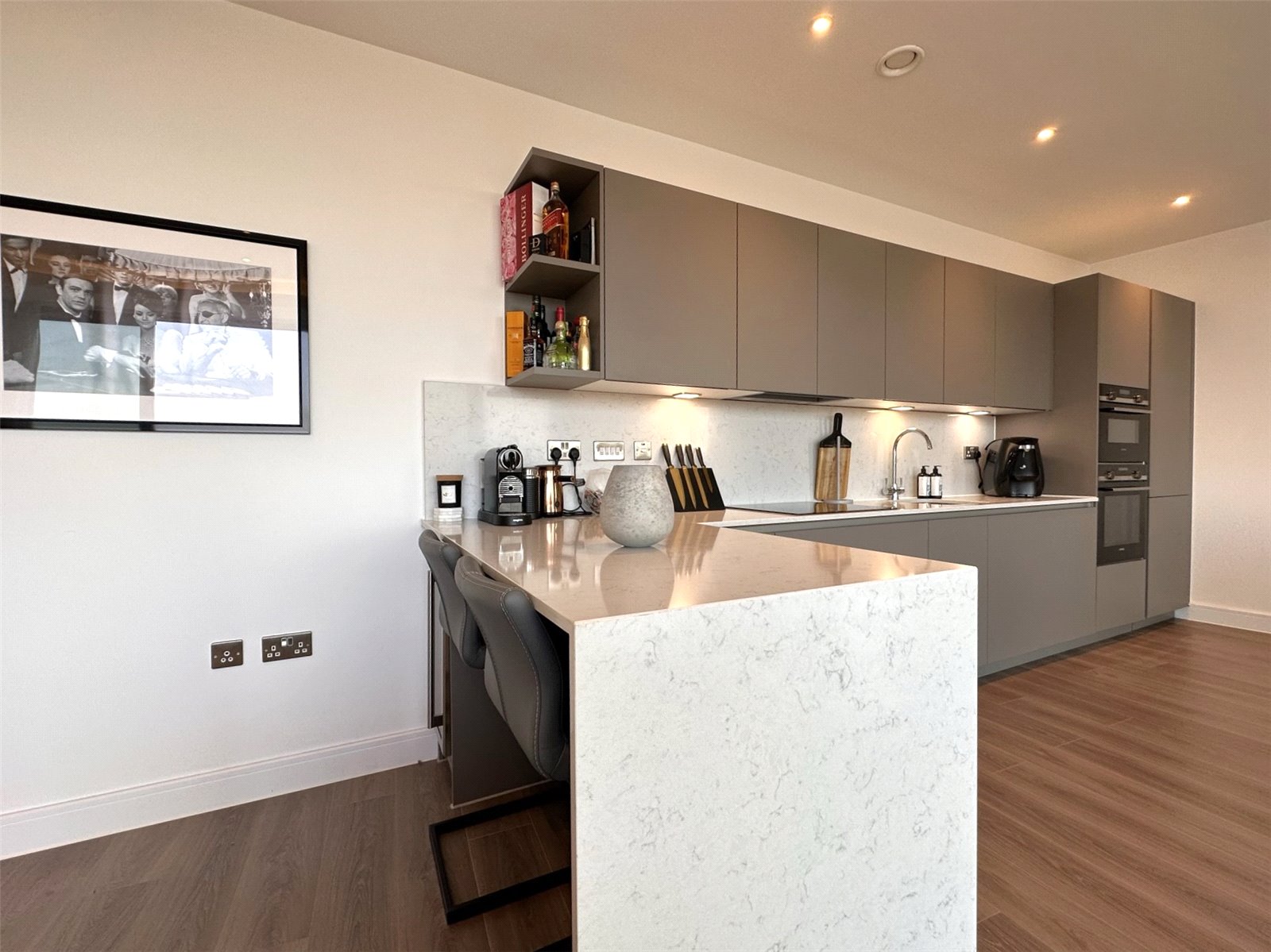 2 bed apartment for sale in Pavilion Road, West Bridgford  - Property Image 4