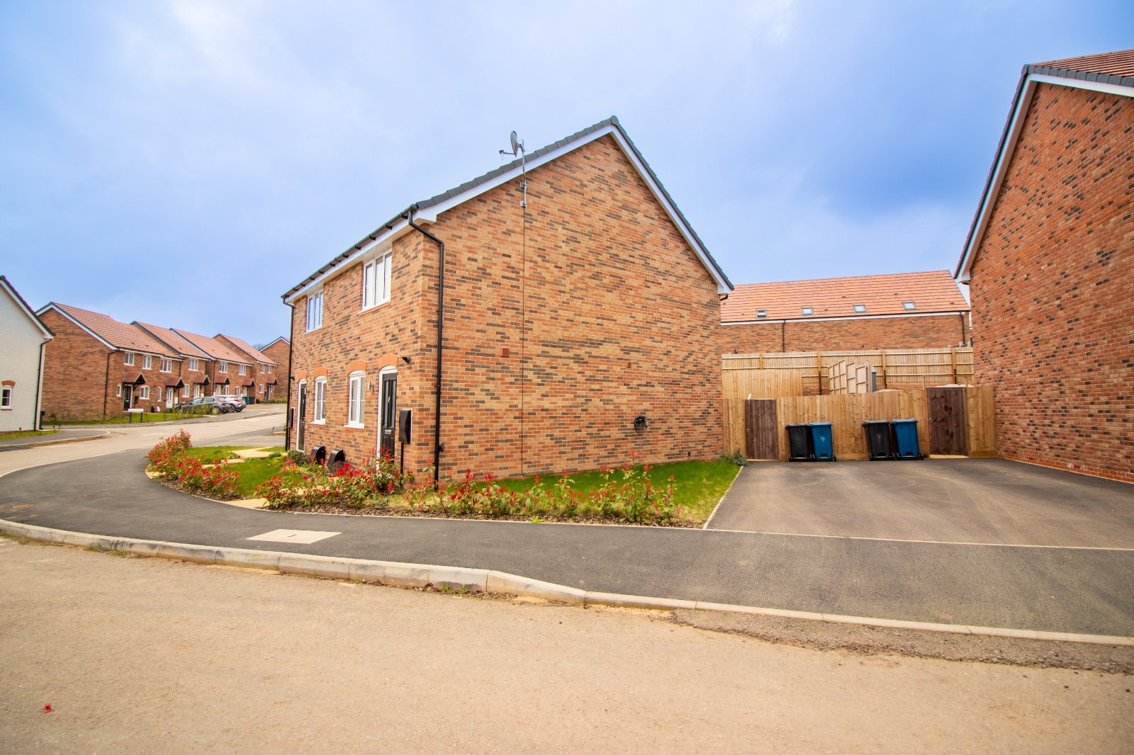 2 bed house for sale in Sarah Drive, Edwalton  - Property Image 2