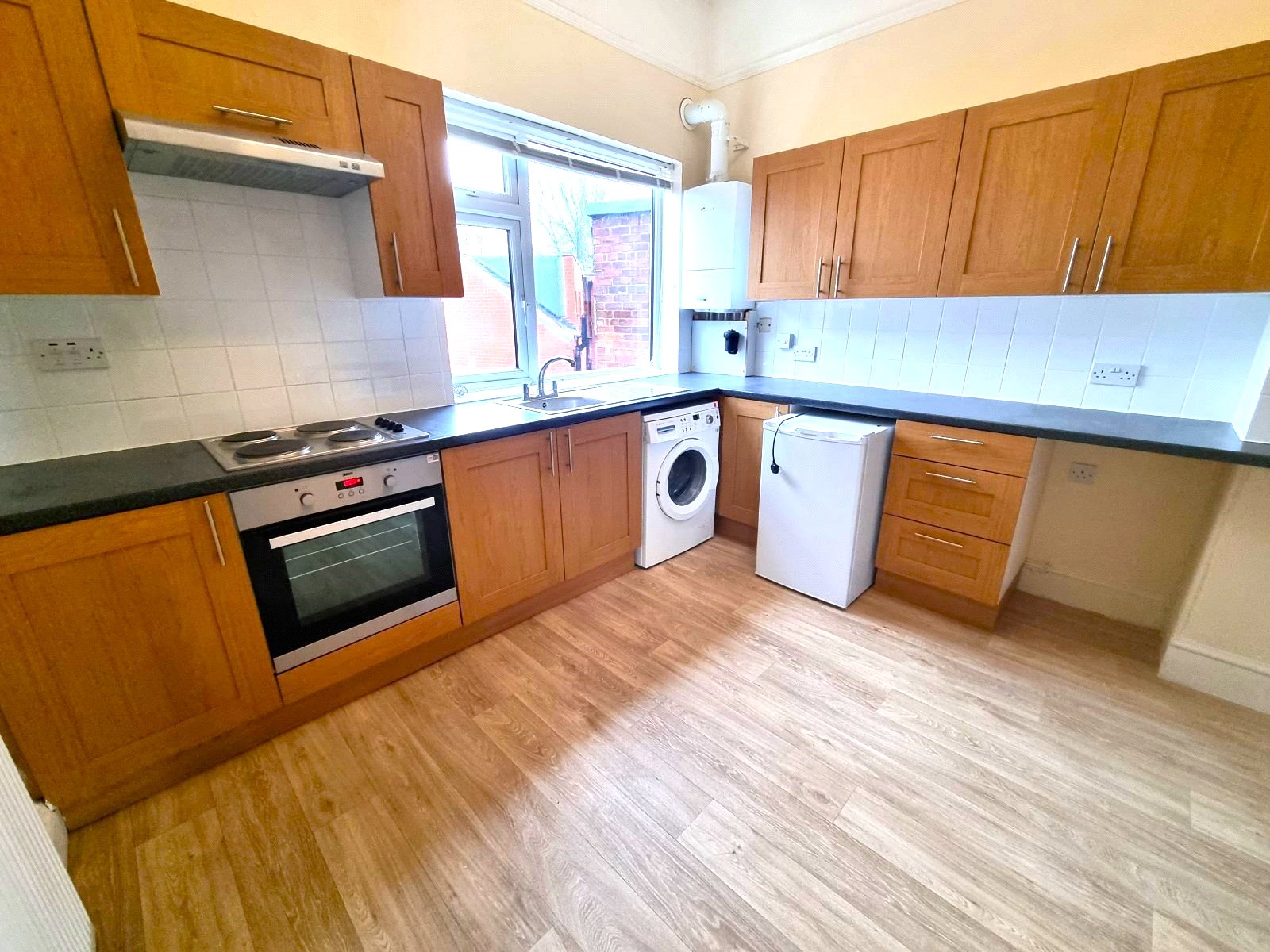 2 bed apartment to rent in Barrack Lane, Nottingham  - Property Image 4