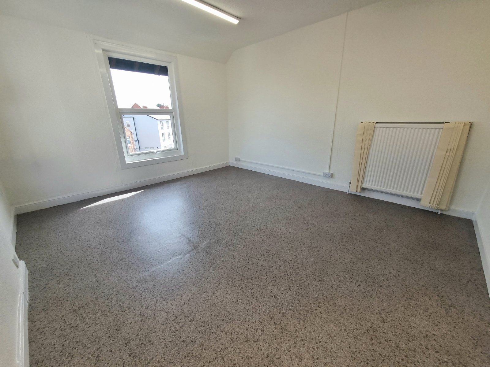Commercial property to rent in Musters Road, West Bridgford  - Property Image 3