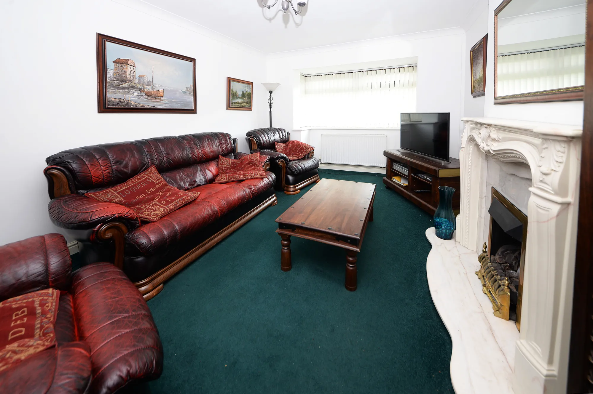 3 bed detached house for sale in Glenfield Close, Oldham  - Property Image 5