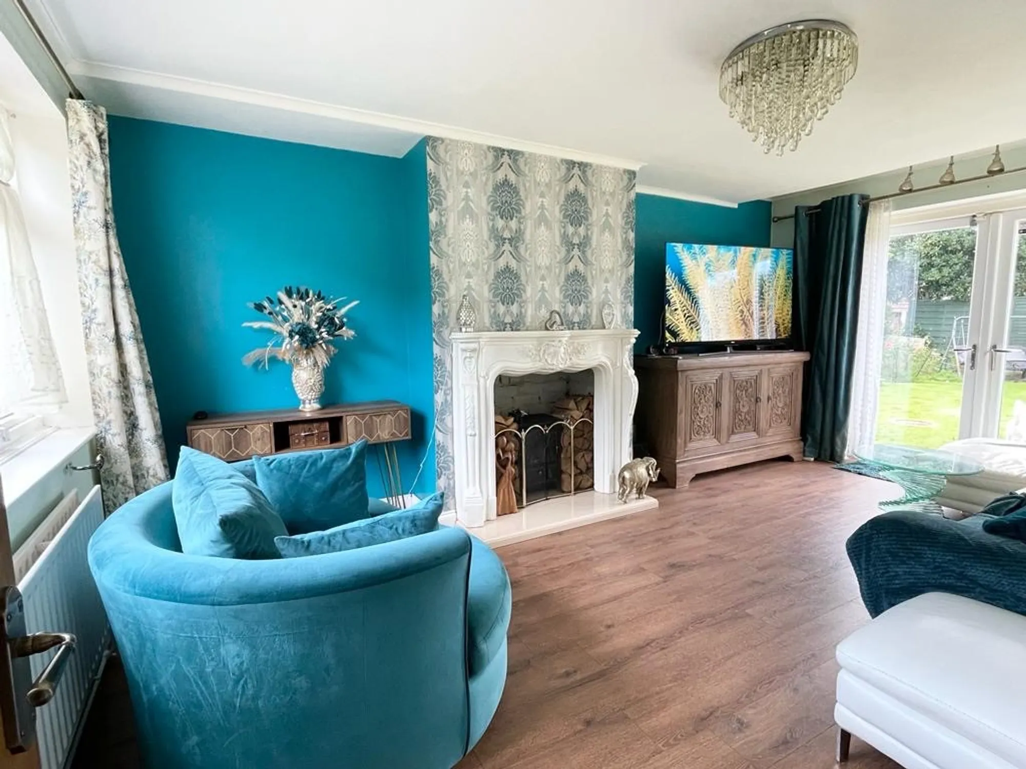 3 bed semi-detached house for sale in West Drive, Manchester  - Property Image 3