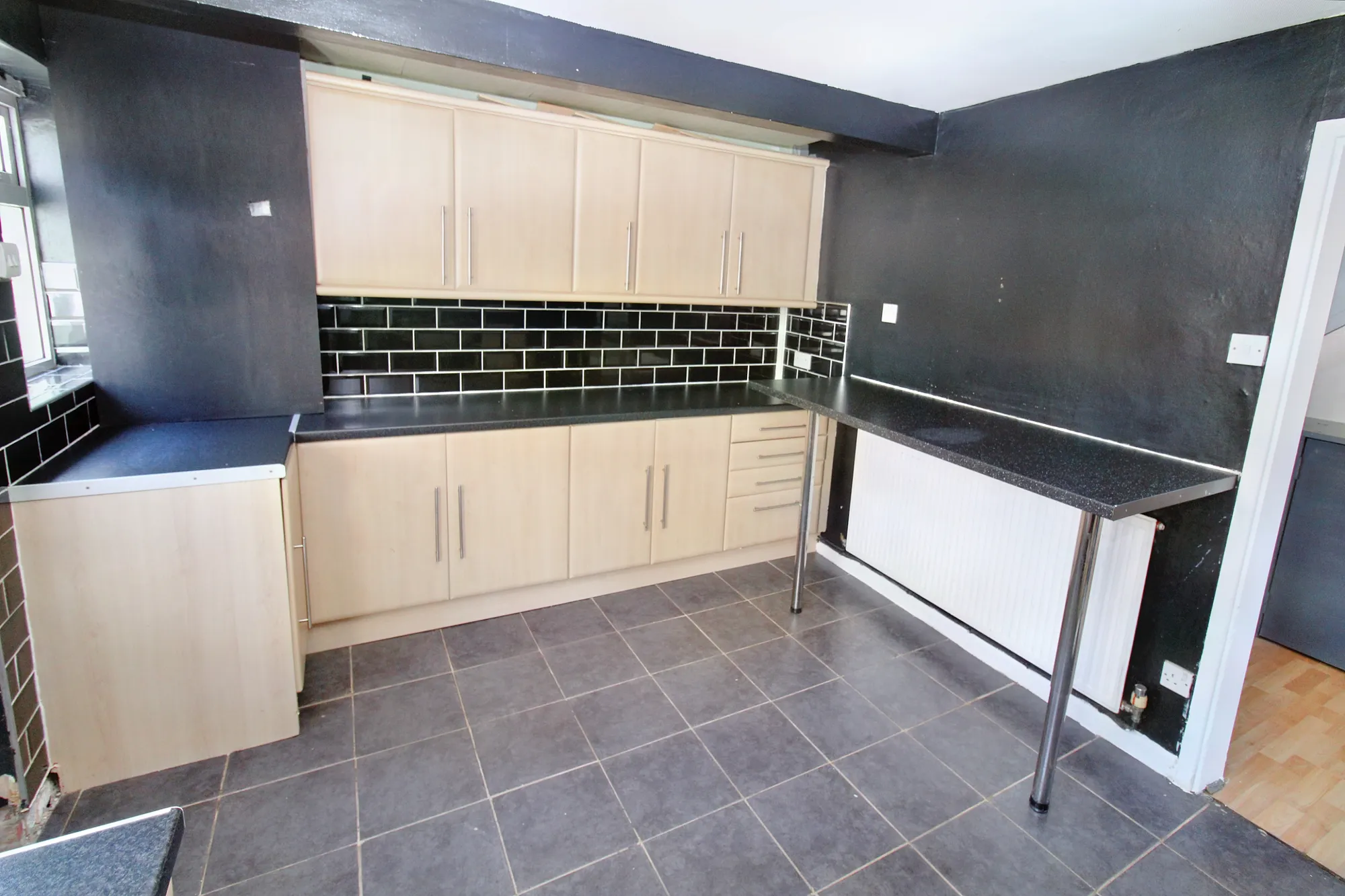 2 bed mid-terraced house to rent in Windsor Drive, Dukinfield  - Property Image 7